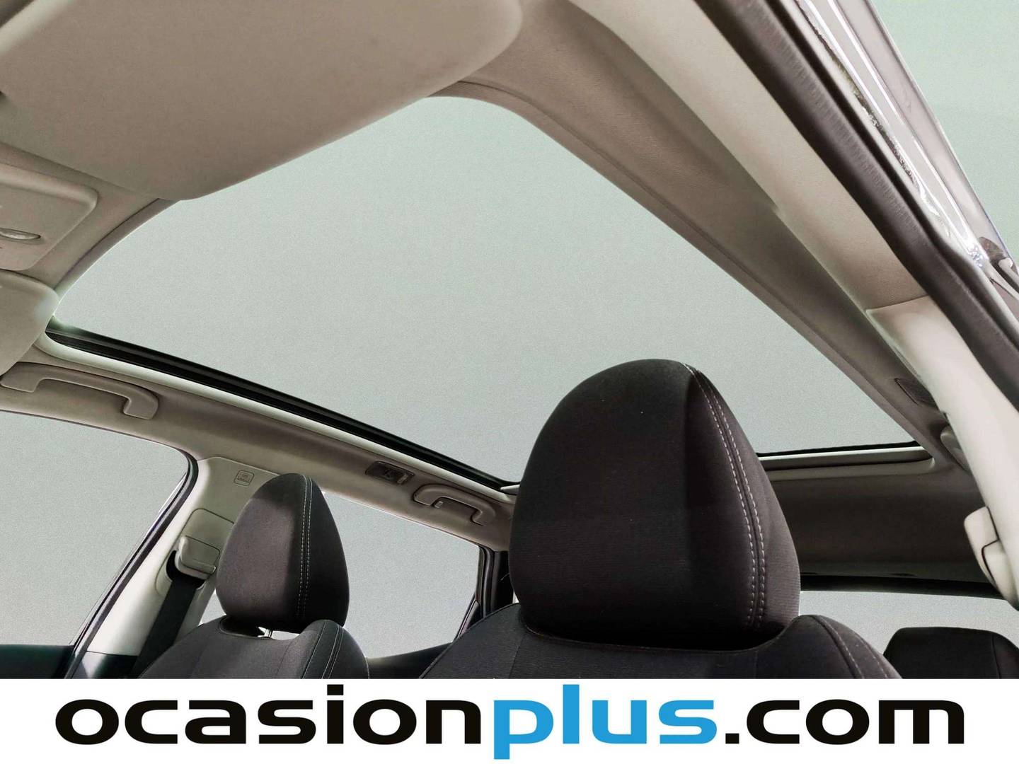 Extras y acabados del Nissan QASHQAI Nissan Qashqai DIG-T 160 N-Connecta 4x2 DCT (160 CV)