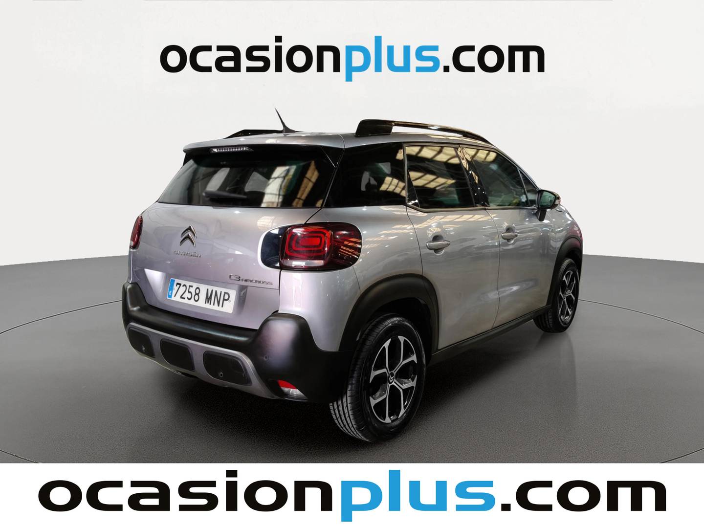 Foto trasera Citroën C3 Aircross Citroën C3 Aircross PureTech 110 S&S Plus (110 CV) derecha