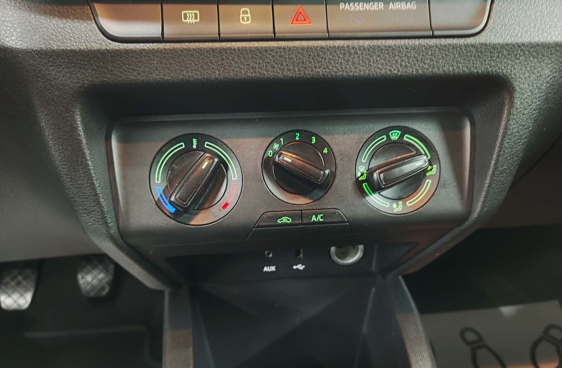 Škoda Fabia 1.2 TSI Ambition - foto 23