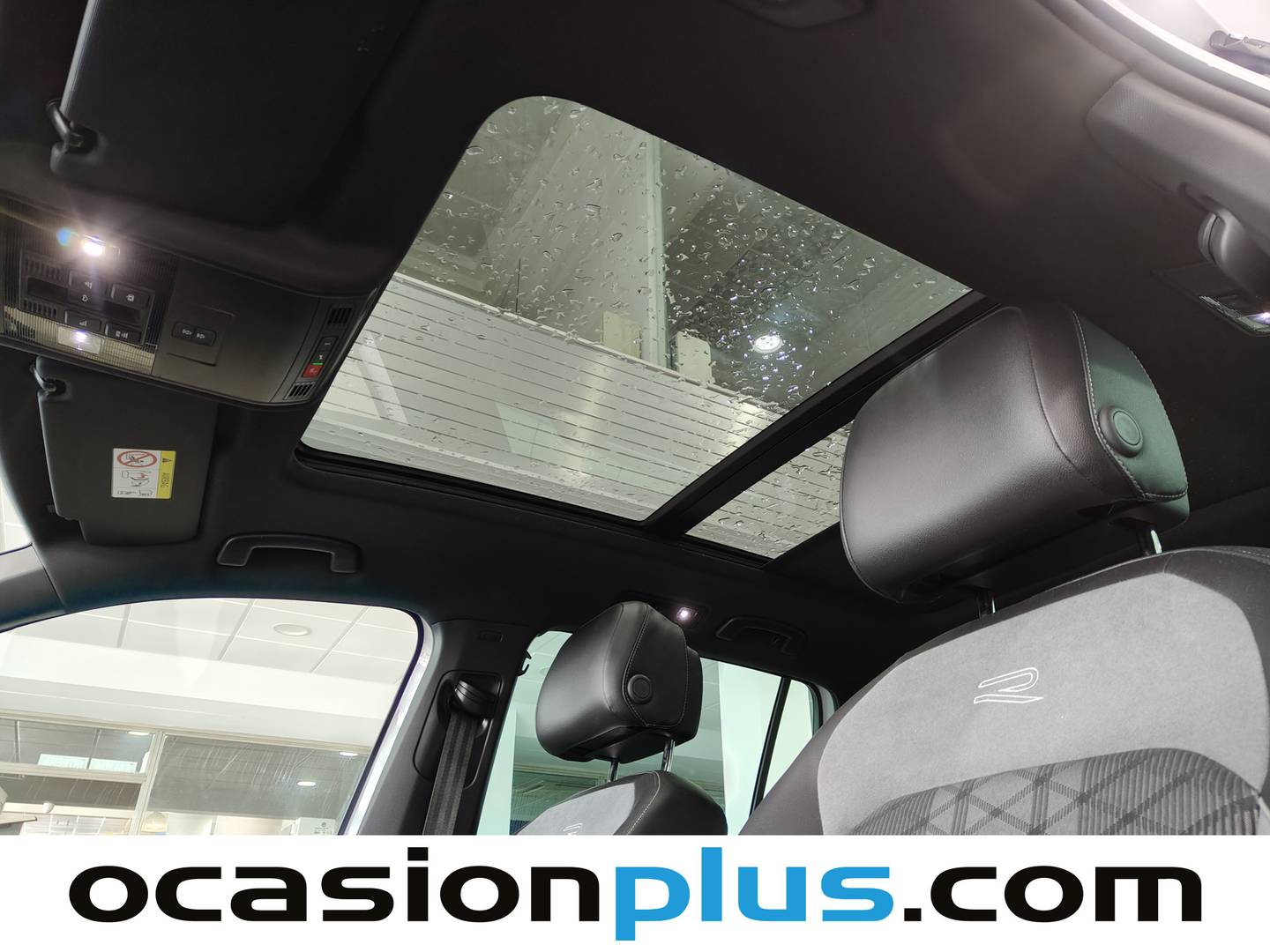 Foto Volkswagen Tiguan Volkswagen Tiguan R-Line 2.0 TDI  (150 CV) DSG