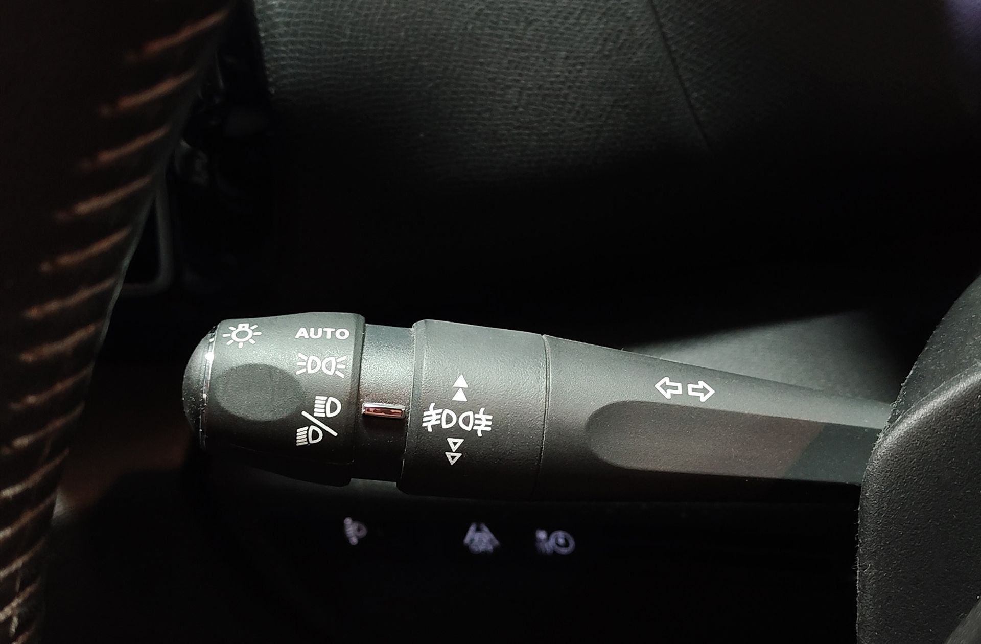 Citroën C4 eléctrico Feel Pack - foto 27