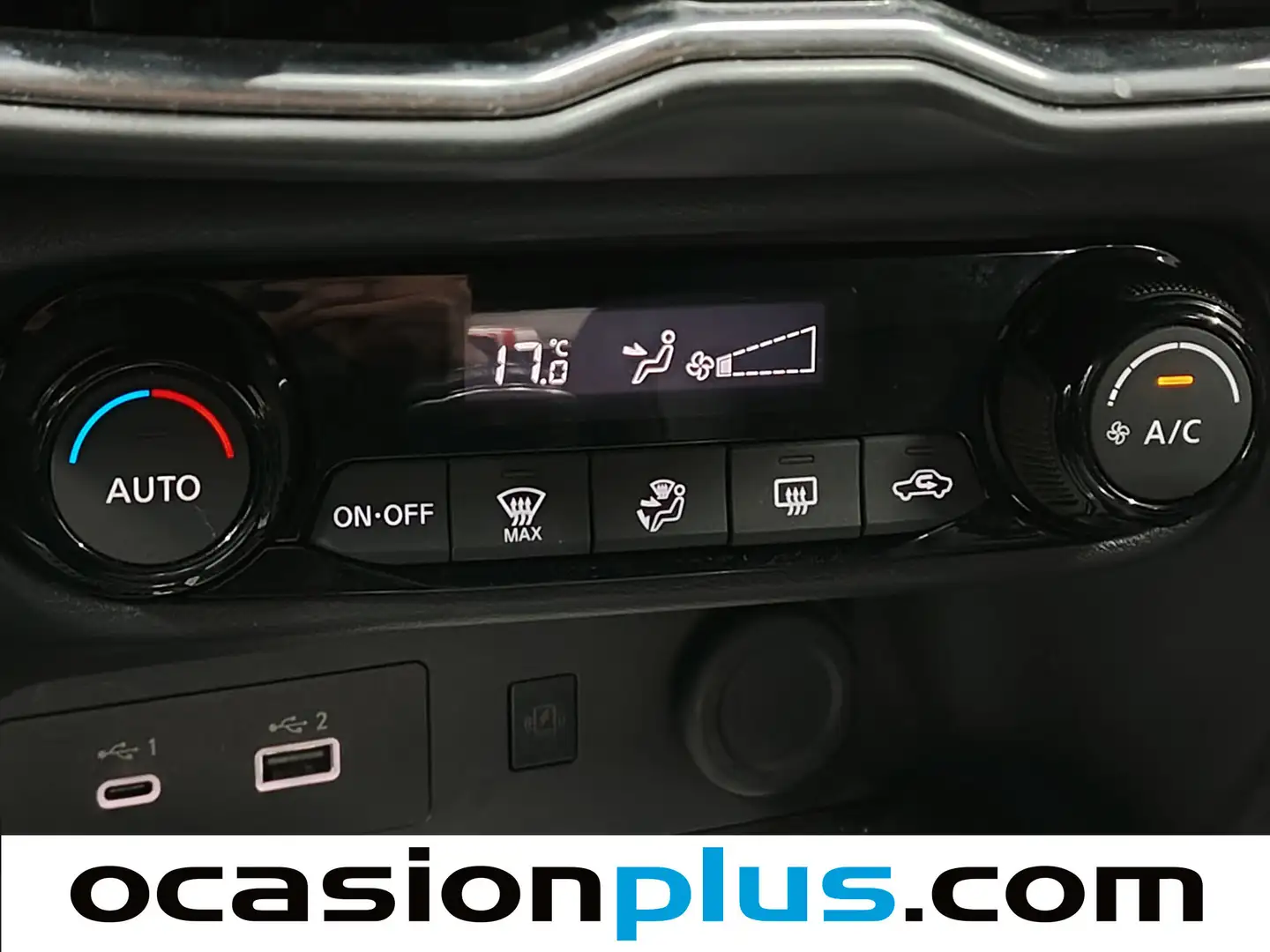 Foto Nissan JUKE Nissan Juke DIG-T N-Connecta 4x2 (114 CV)