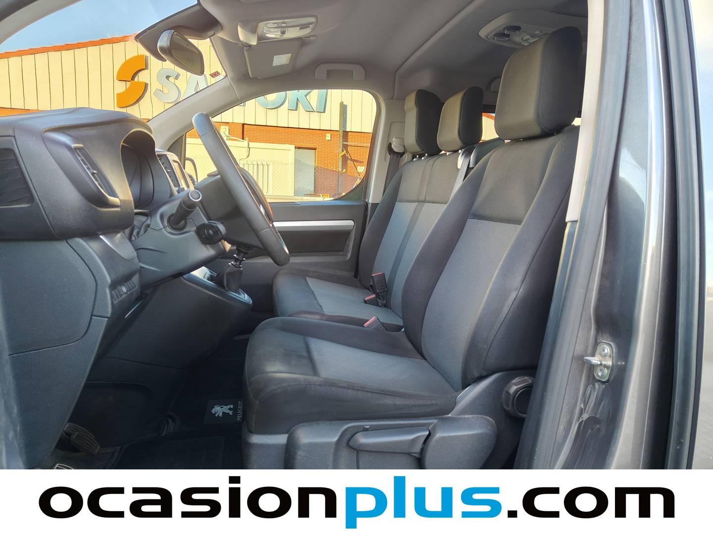 Foto Peugeot Traveller Peugeot Traveller 2.0 BlueHDi Business Standard (150 CV) 9 PLAZAS