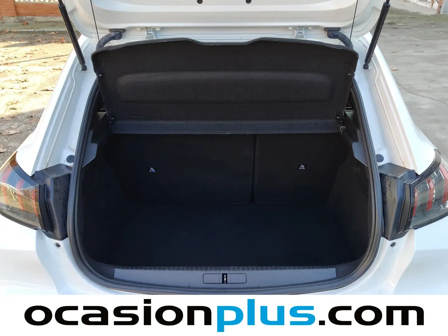 Foto Peugeot 208 Peugeot 208 PureTech 100 Allure  (100 CV)