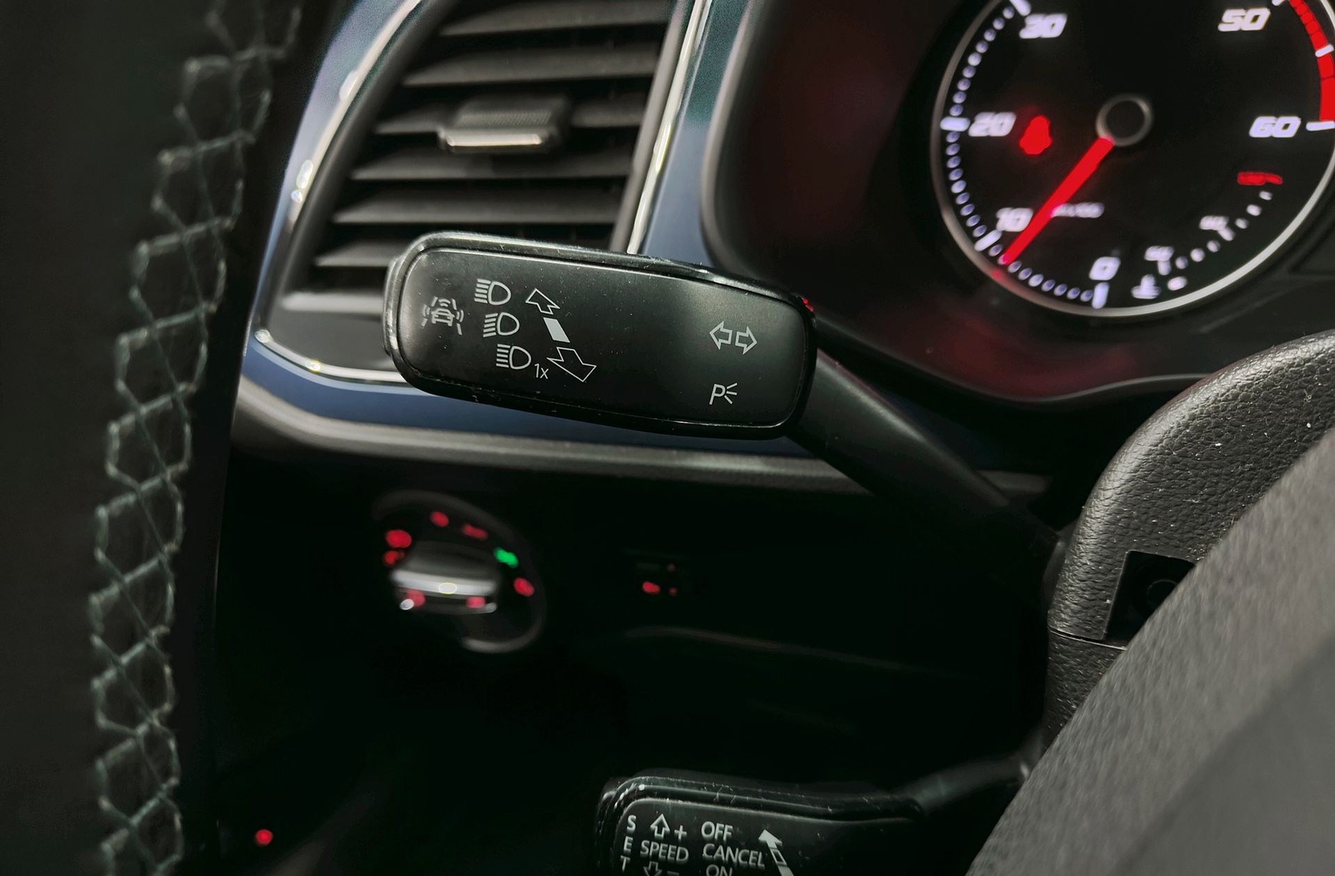 SEAT León 1.6 TDI Style Connect Plus DSG - foto 25
