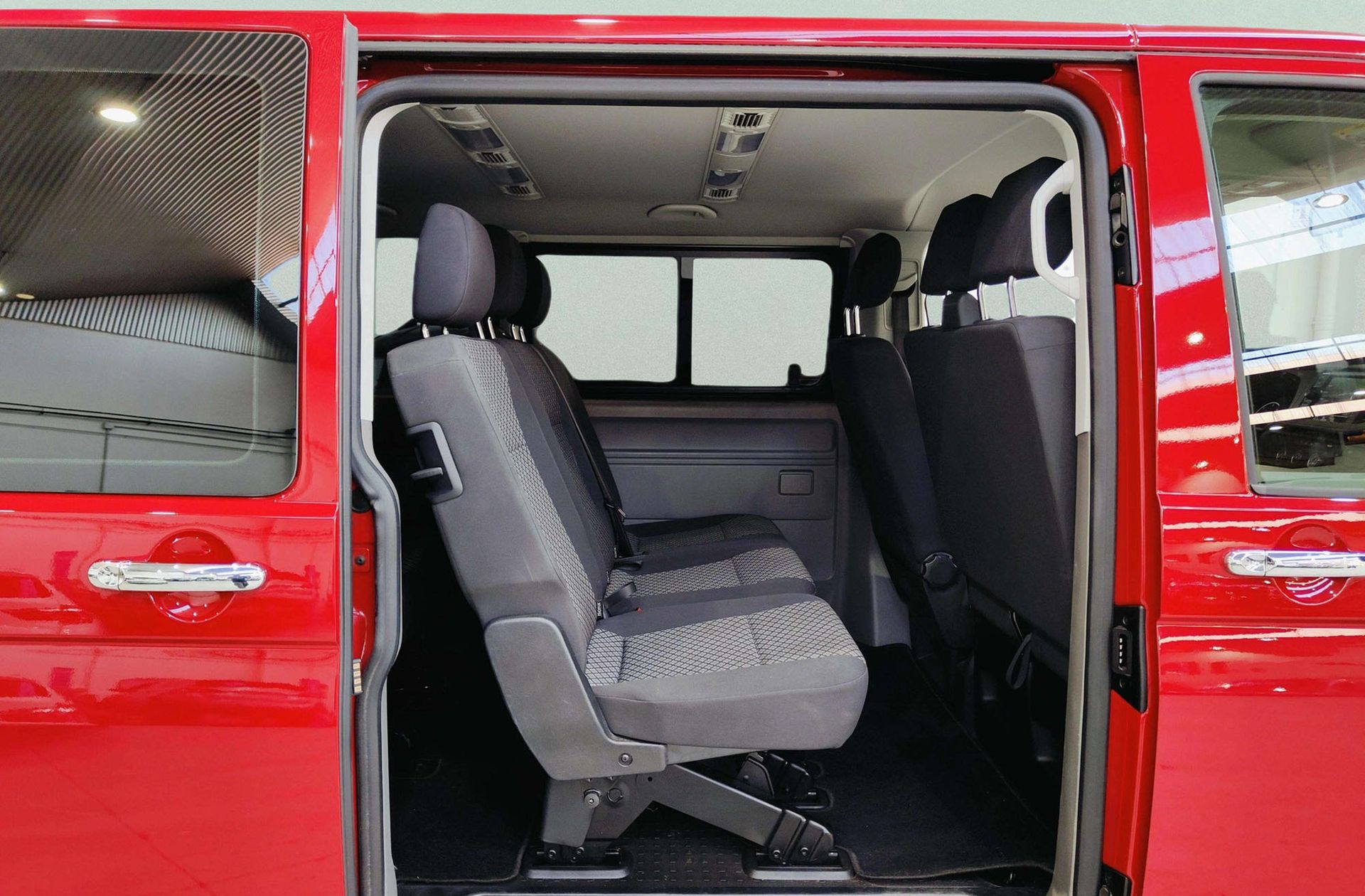 Volkswagen Caravelle Origin Batalla Corta 2.0 TDI BMT 9 plazas - foto 15