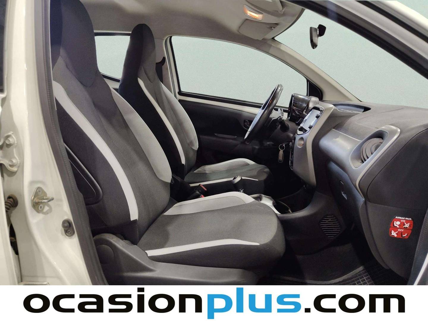 Toyota Aygo Toyota Aygo 1.0 70 x-play (69 CV) km 0