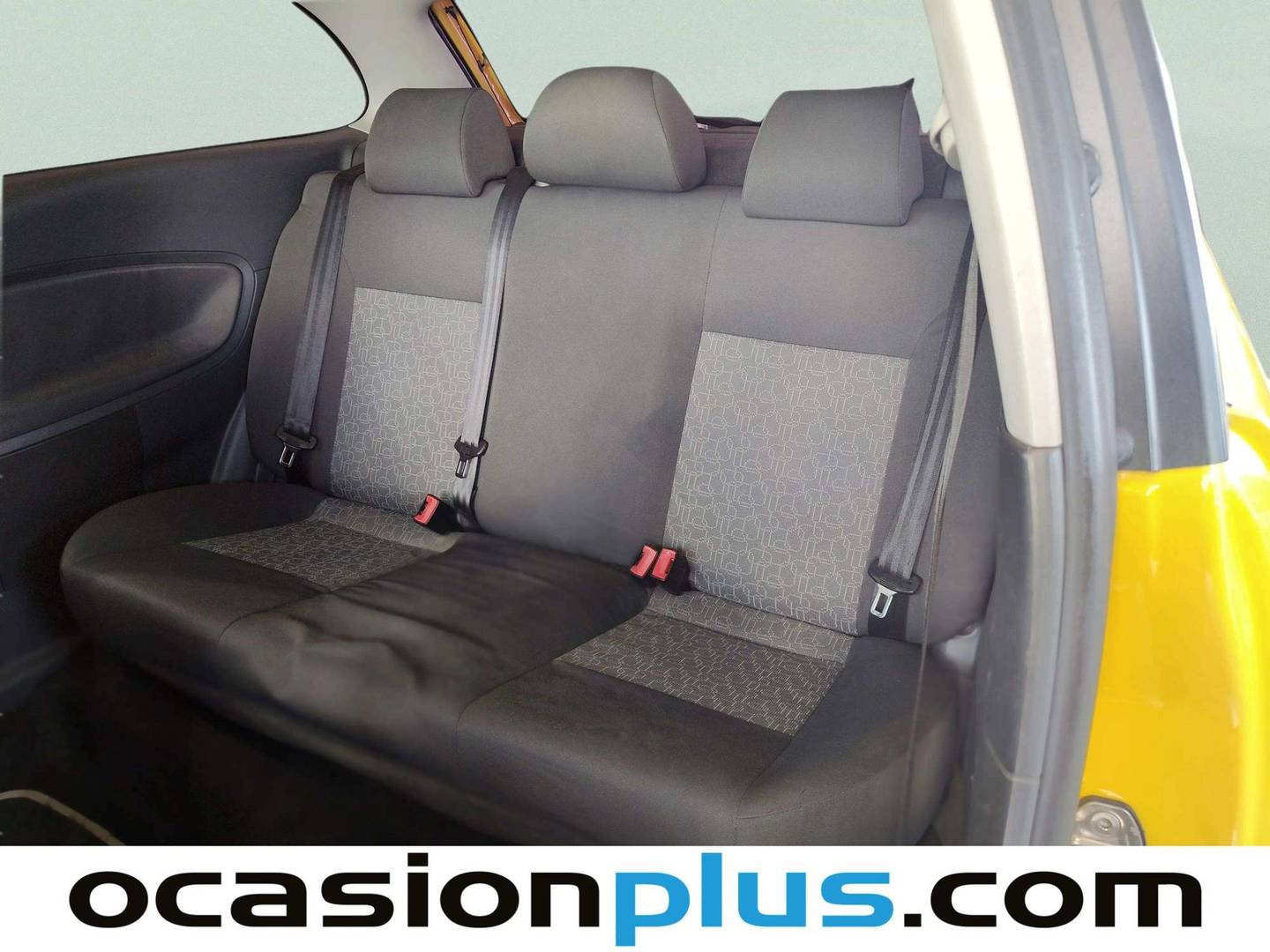 Foto asientos traseros Seat Ibiza Seat Ibiza 1.2 12v Reference (70 CV)