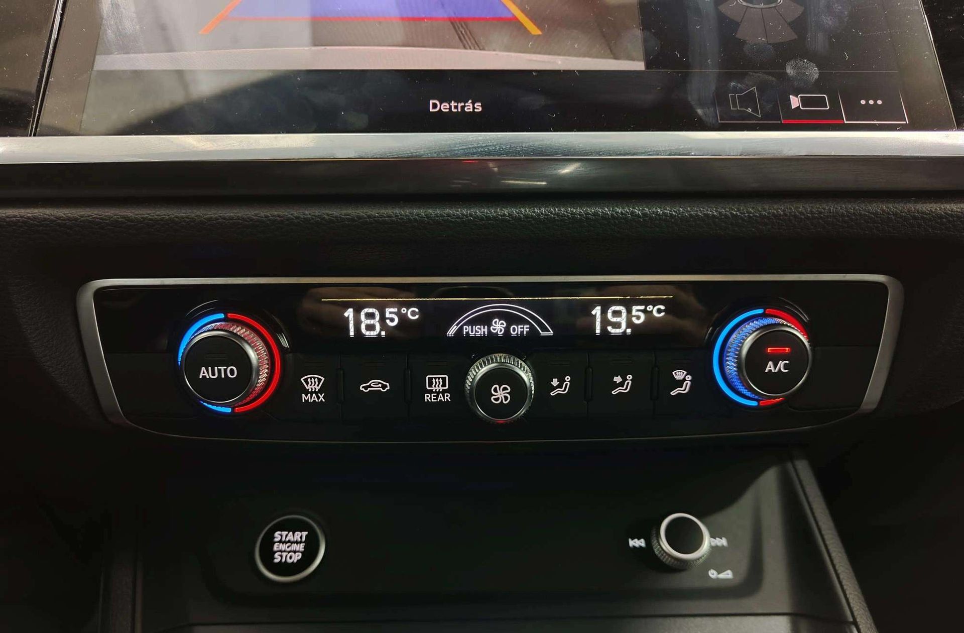 Audi Q3 TFSIe S line 45 TFSI e S tronic - foto 29