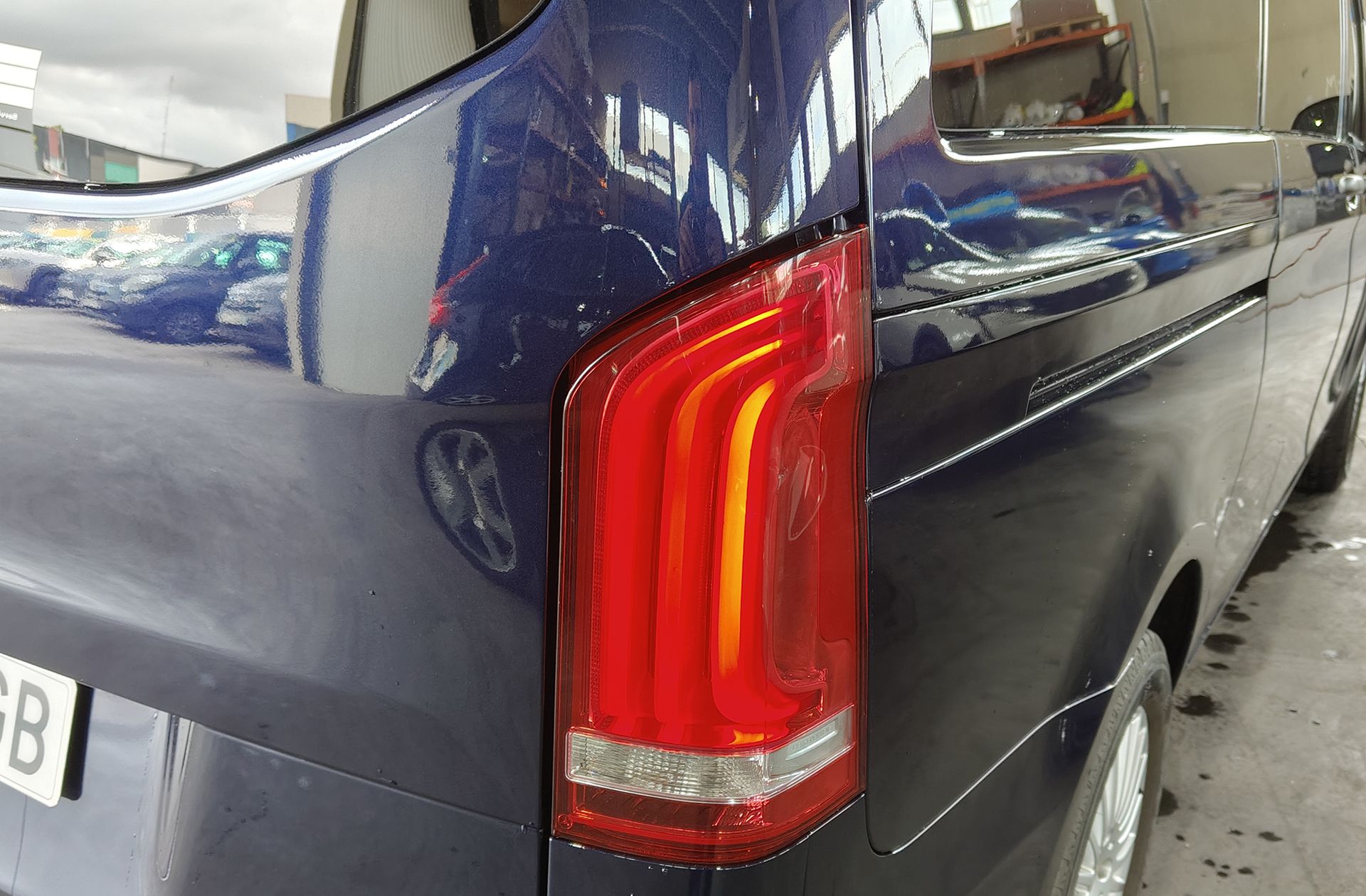 Mercedes-Benz Vito Combi 116 CDI Tourer Pro Larga - foto 17