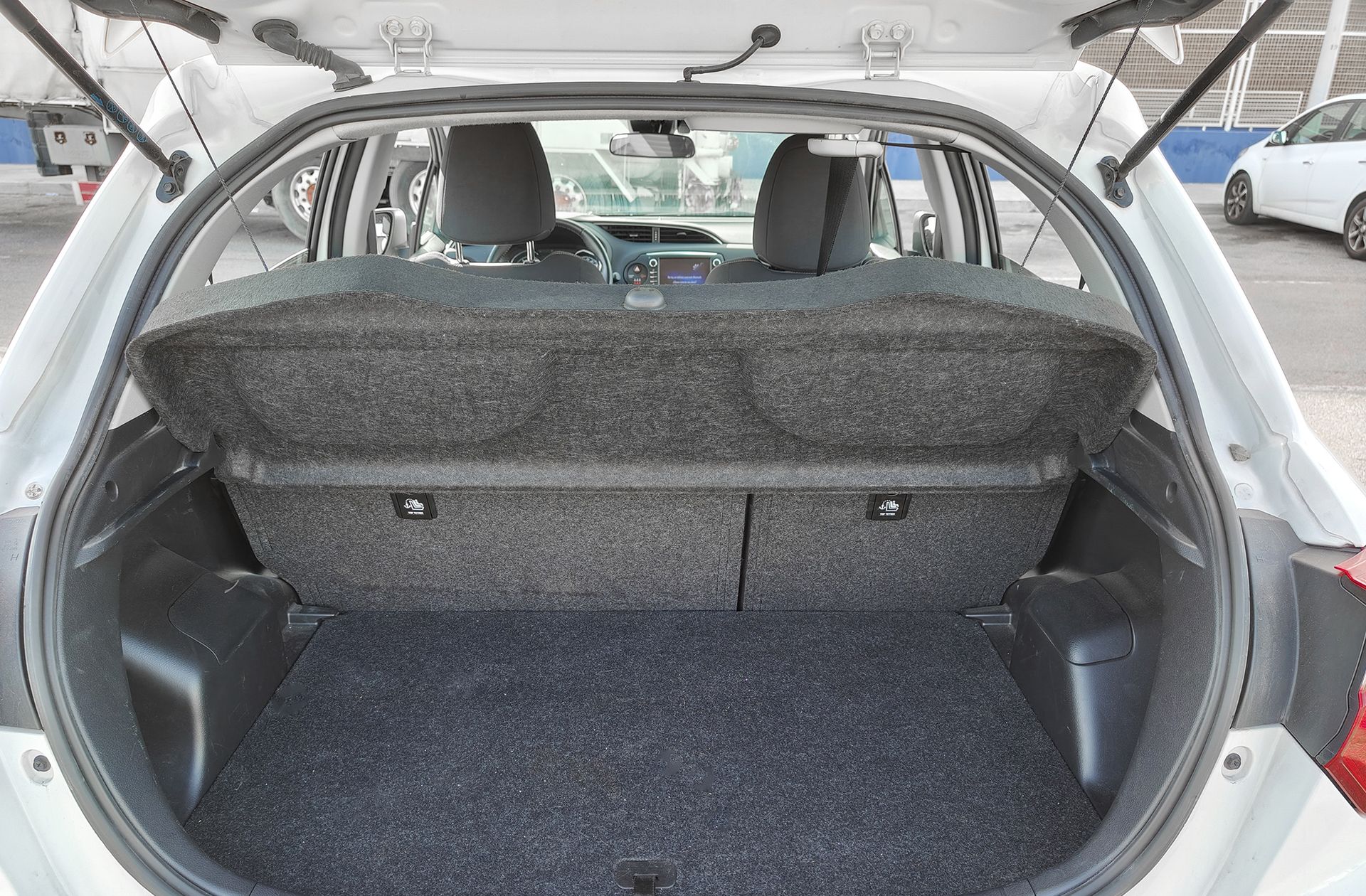 Toyota Yaris 1.5 Feel - foto 14