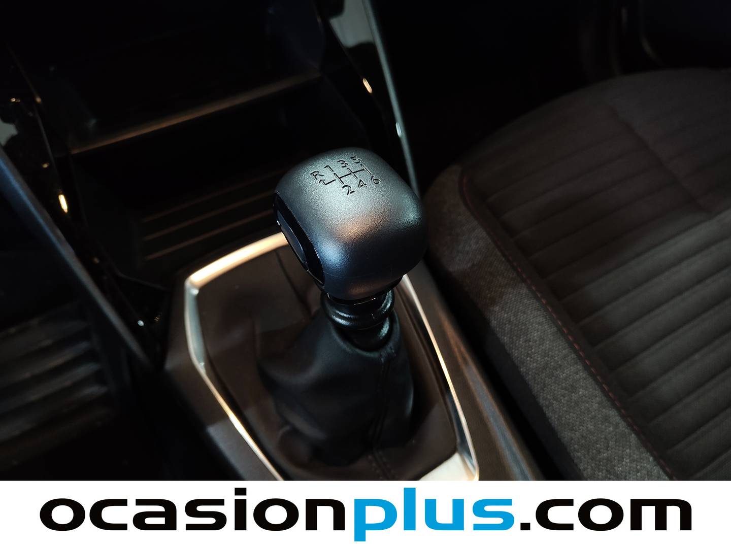 Peugeot 2008 Peugeot 2008 Active Pack S&S PureTech (130 CV) de segunda mano