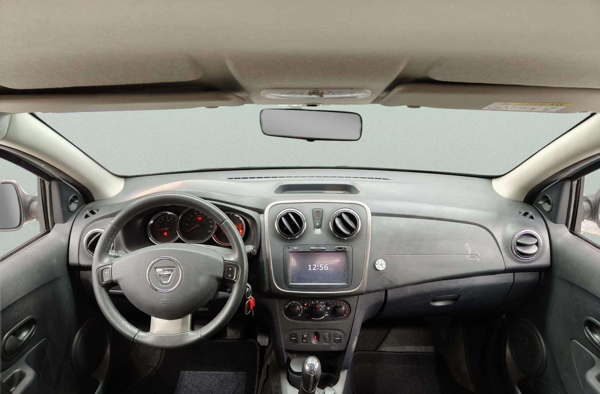 Dacia Sandero Stepway TCe - foto 8