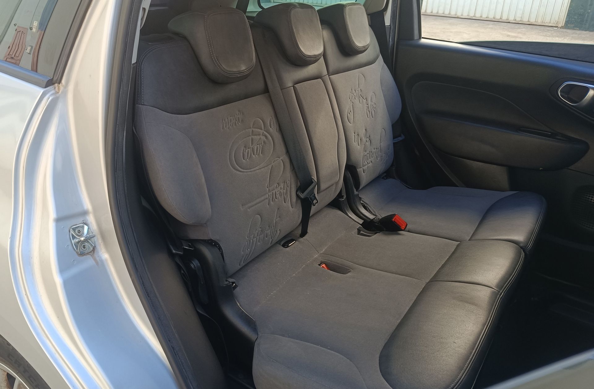 Fiat 500L 1.3 16v MultiJet II Living 7 plazas - foto 15