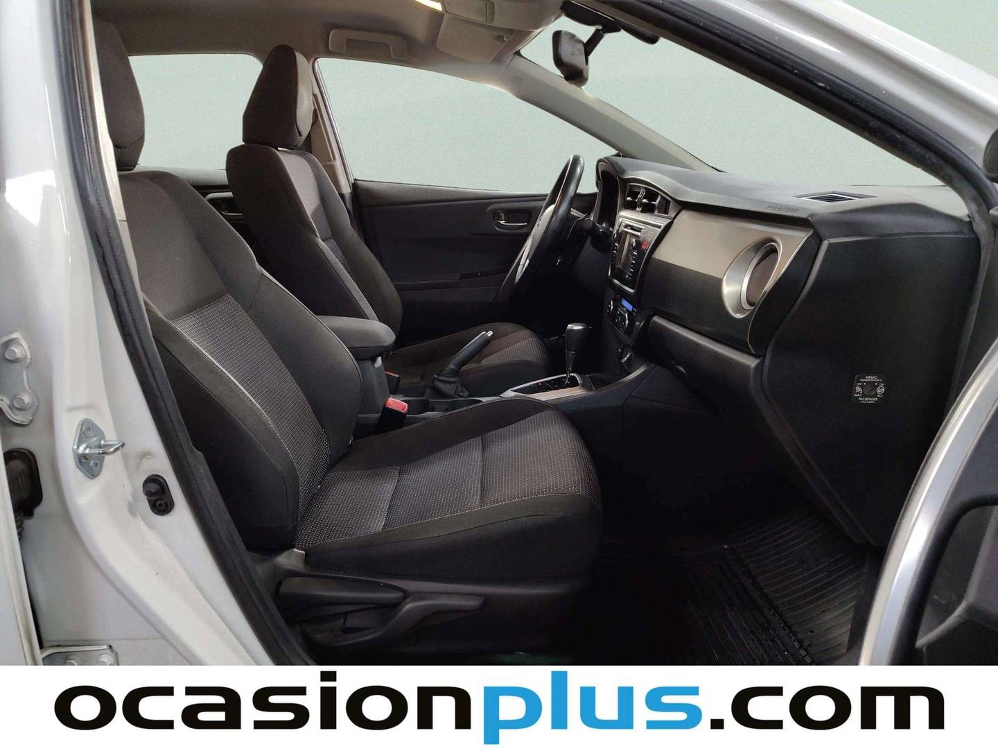 Toyota Auris Toyota Auris 130 Active MultiDrive (132 CV) km 0