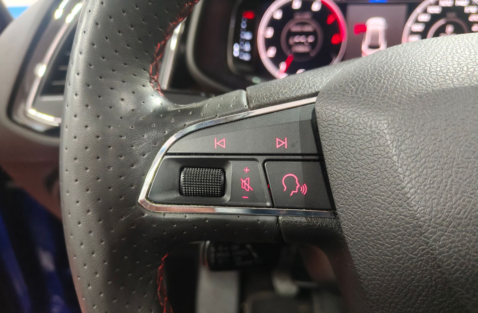 SEAT León ST 1.5 EcoTSI FR Edition - foto 30