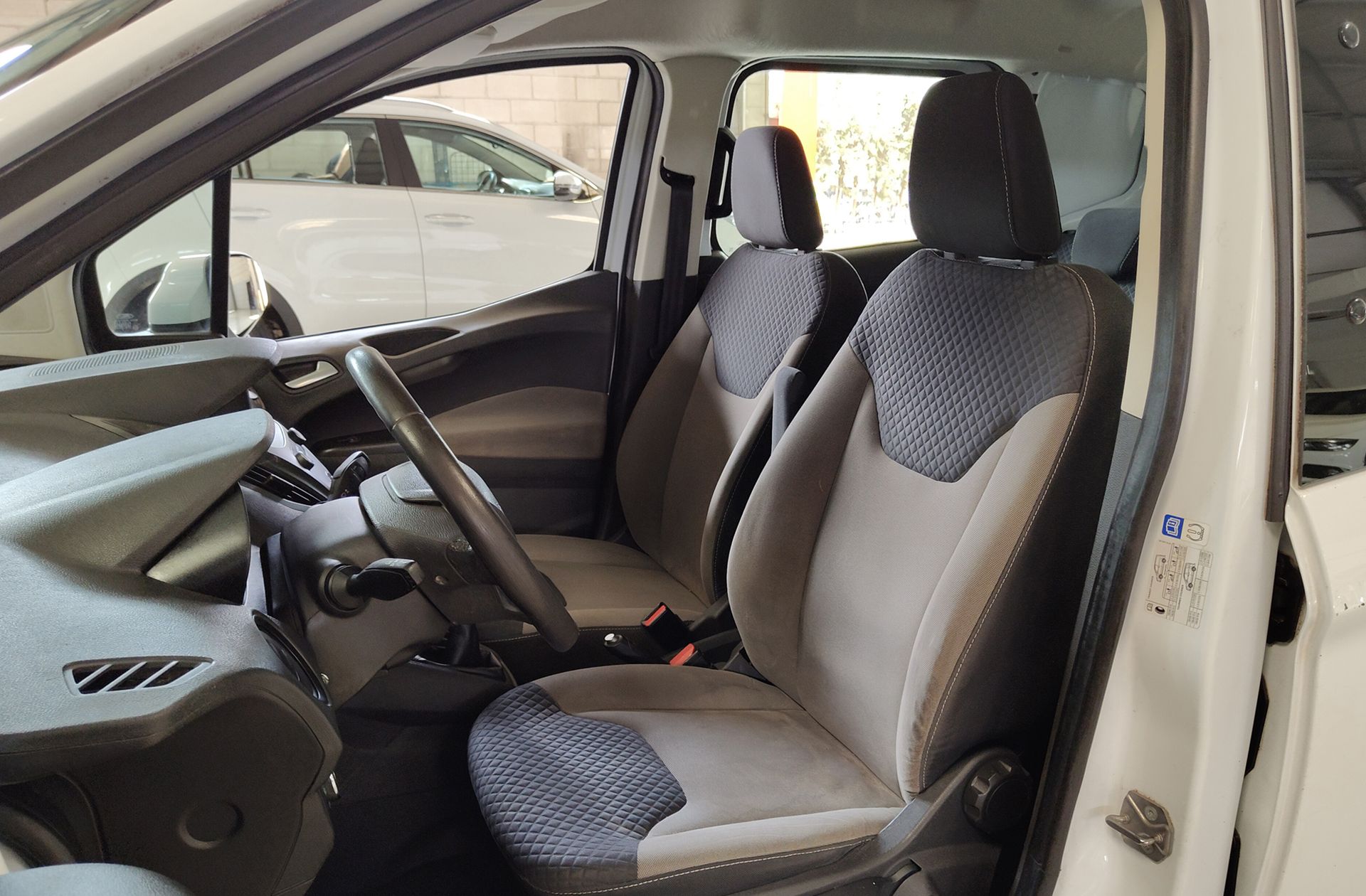 Ford Transit Kombi 1.0 EcoBoost Trend - foto 8