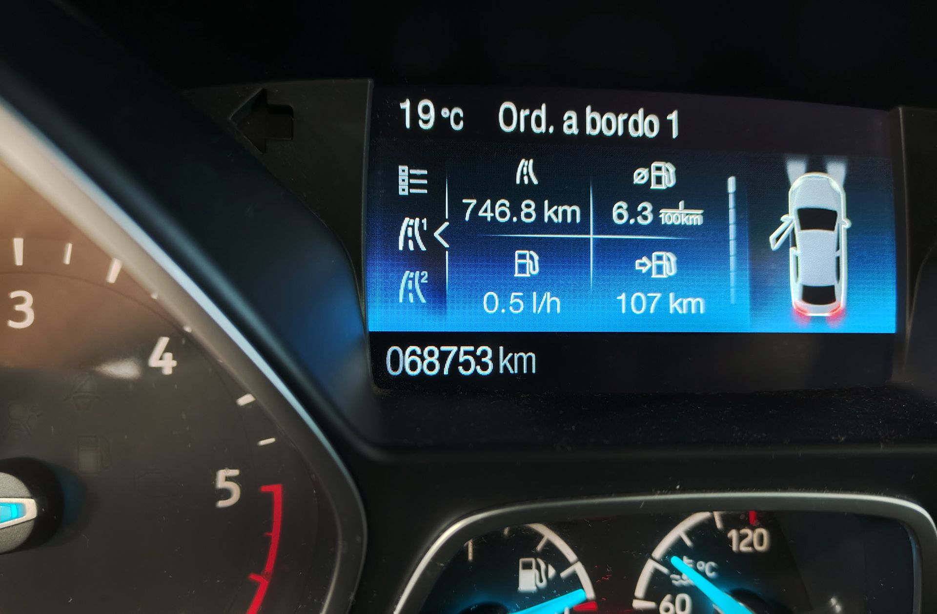 Ford Kuga 1.5 TDCi Titanium 4x2 - foto 9