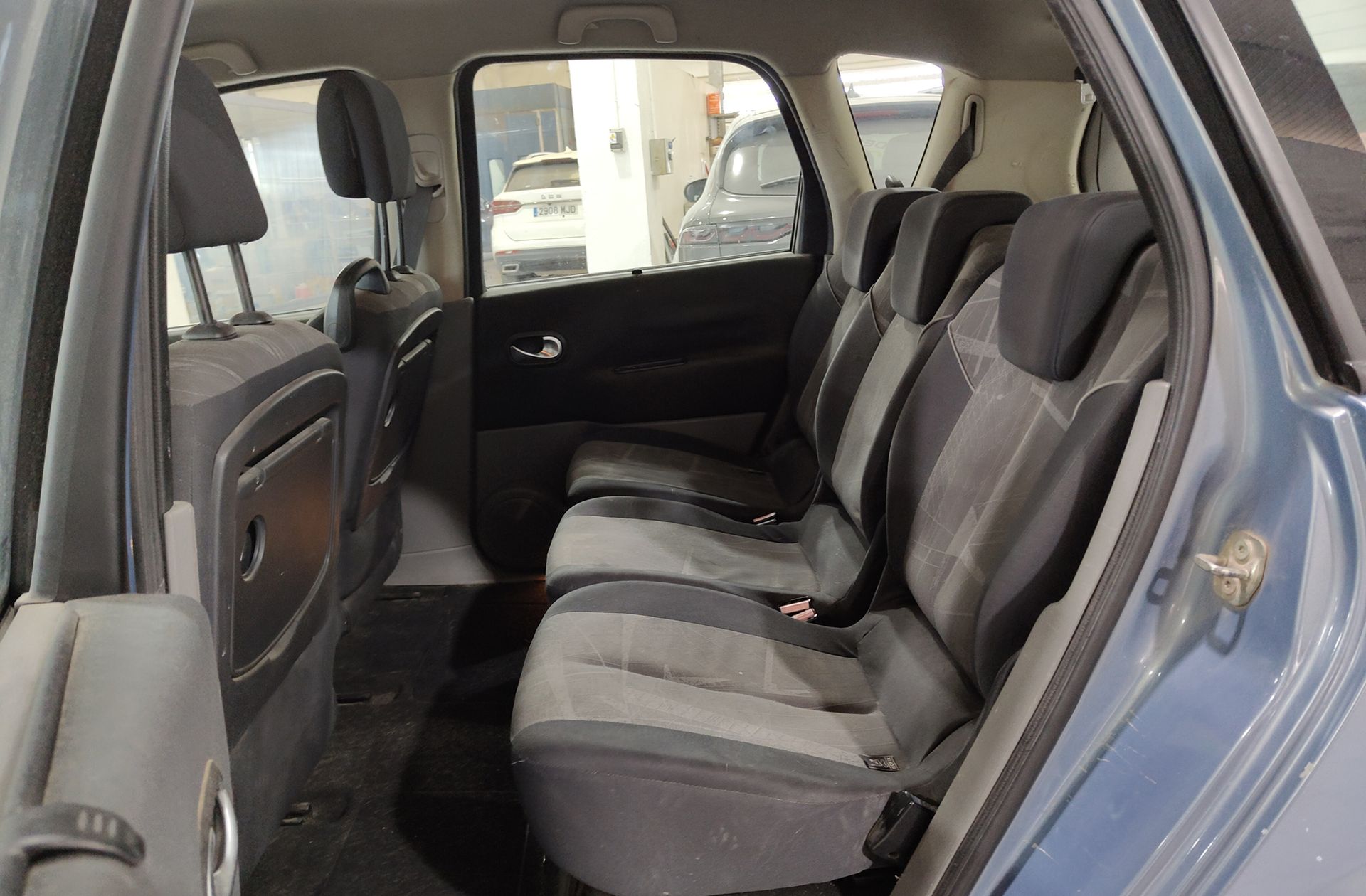 Renault Scénic 1.5 dCi Confort Dynamique - foto 9