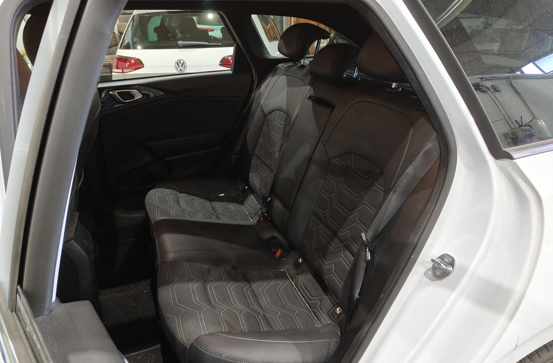 Kia Ceed 1.0 MHEV Style Edition DCT - foto 14