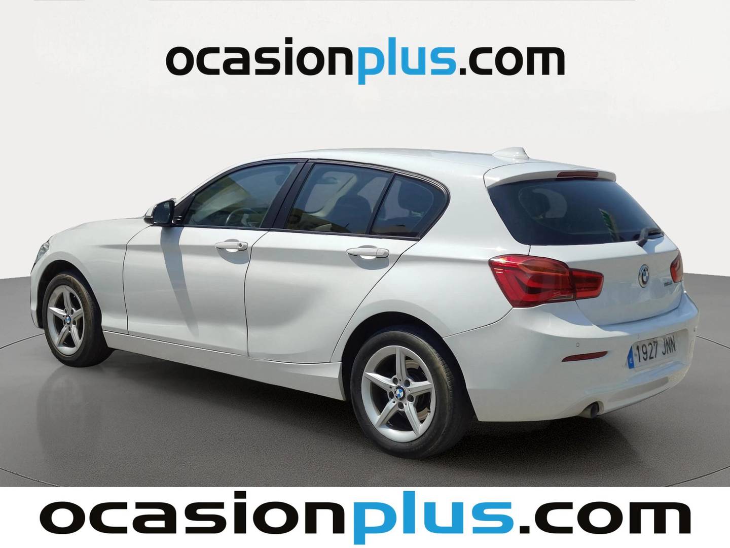 Foto trasera BMW Serie 1 BMW Serie 1 116d (116 CV) izquierda