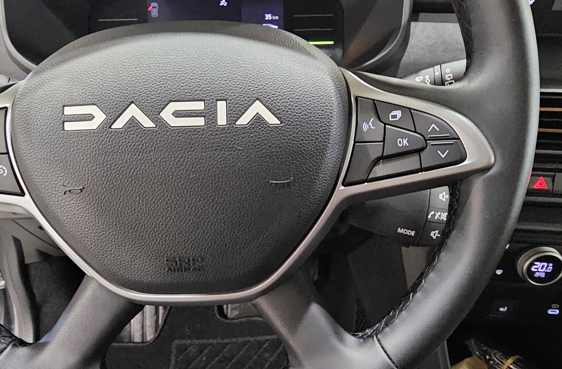 Dacia Jogger Extreme Go Hybrid - foto 26