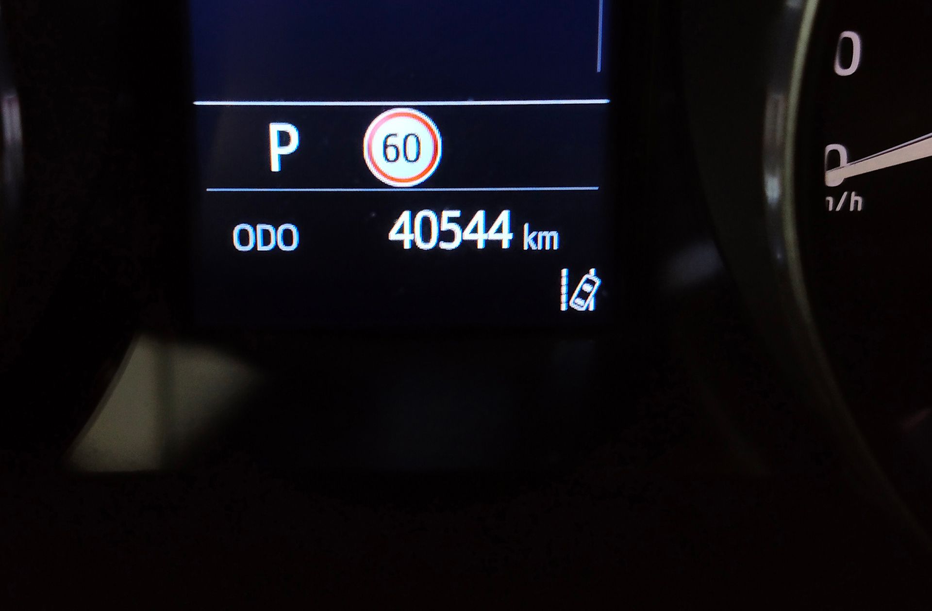 Toyota C-HR 180H Advance - foto 9