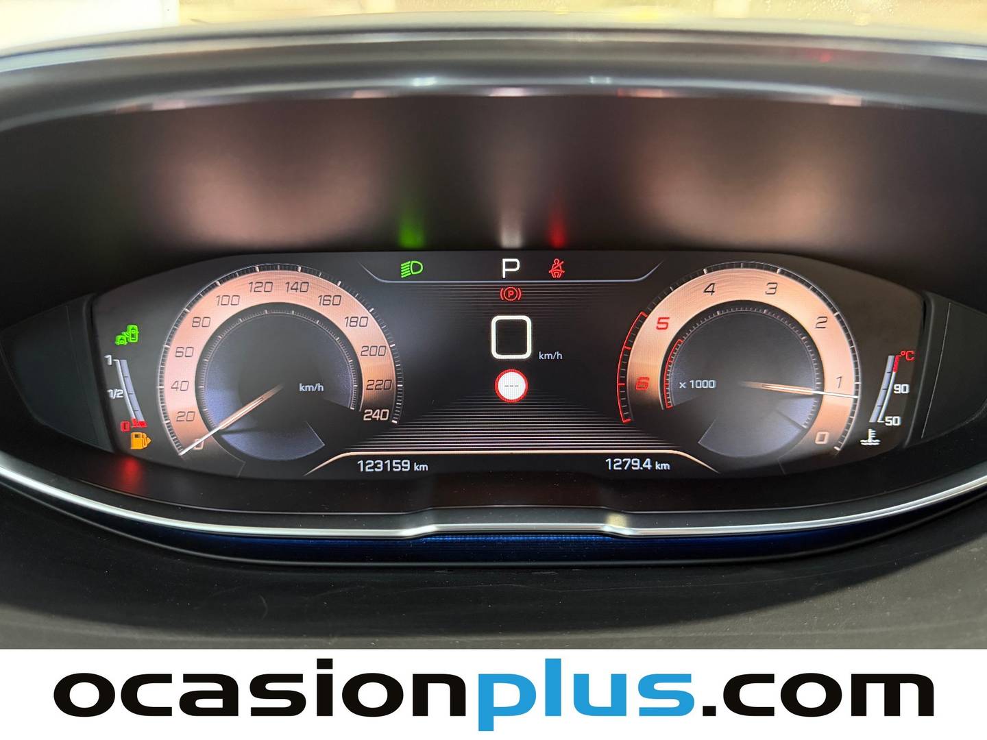 Foto Peugeot 5008 Peugeot 5008 BlueHDI 130 S&S GT Line EAT8 (130 CV)