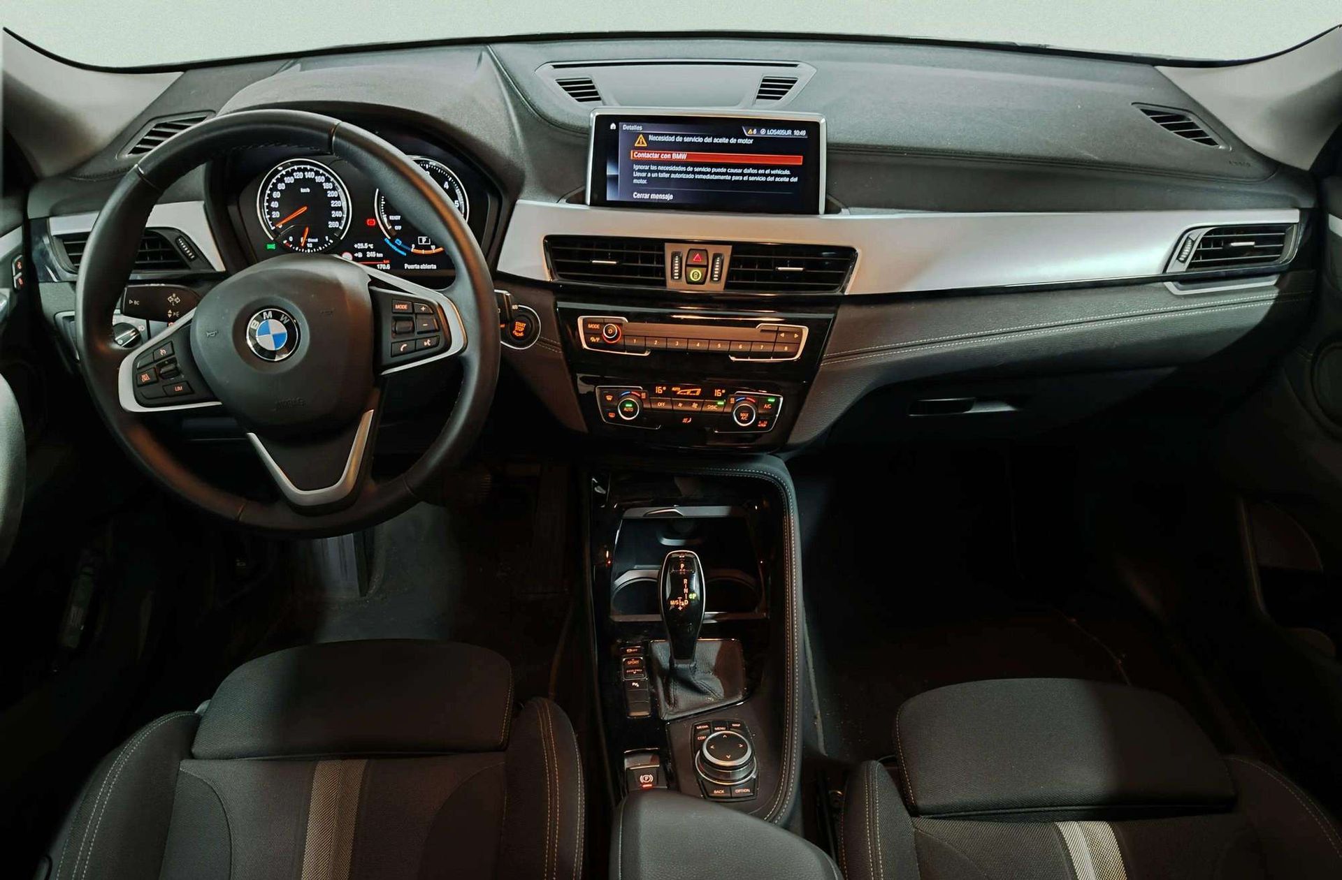 BMW X2 sDrive18d Business - foto 6
