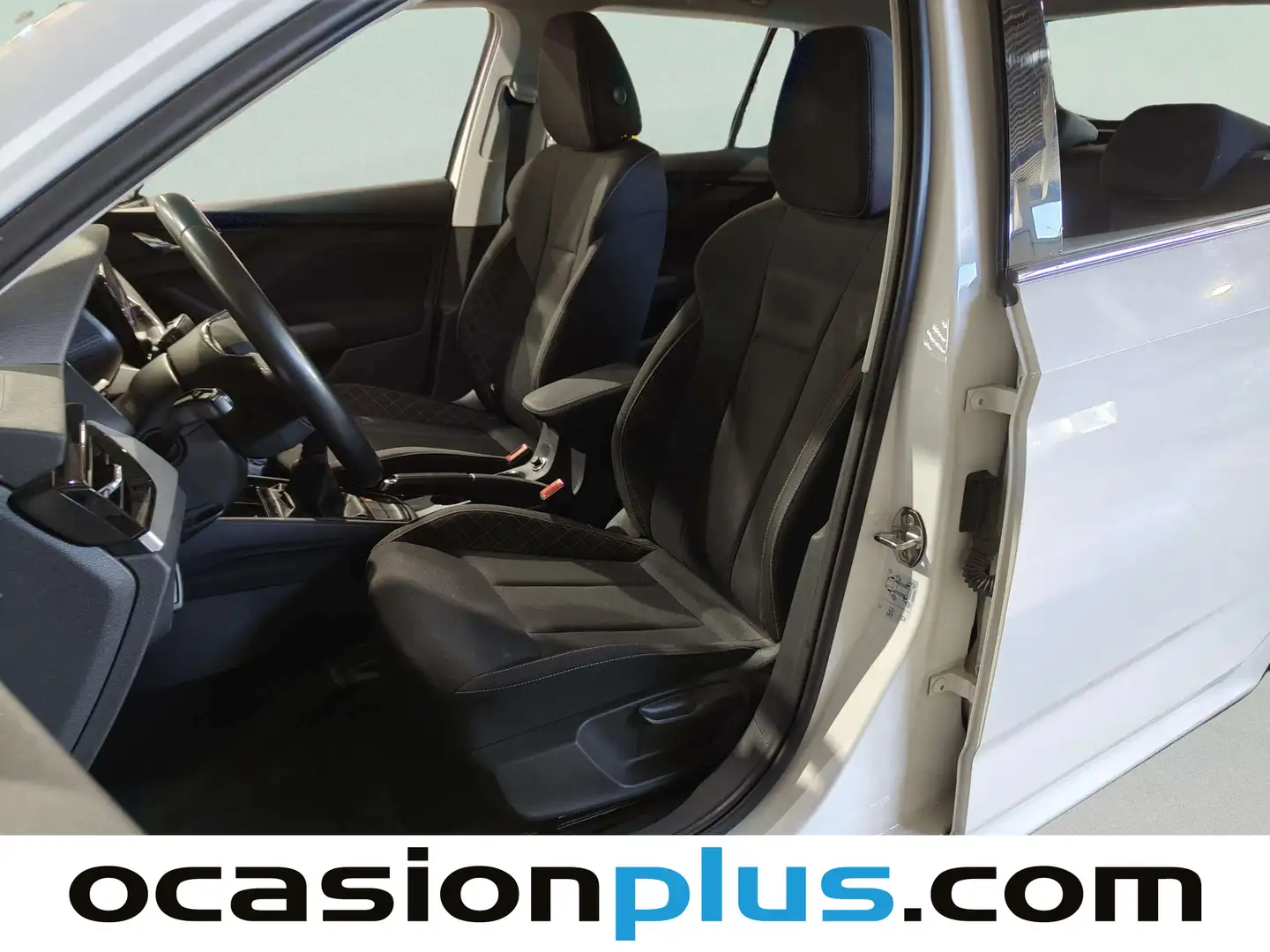 Foto Skoda Kamiq Skoda Kamiq 1.5 TSI Ambition  (150 CV)