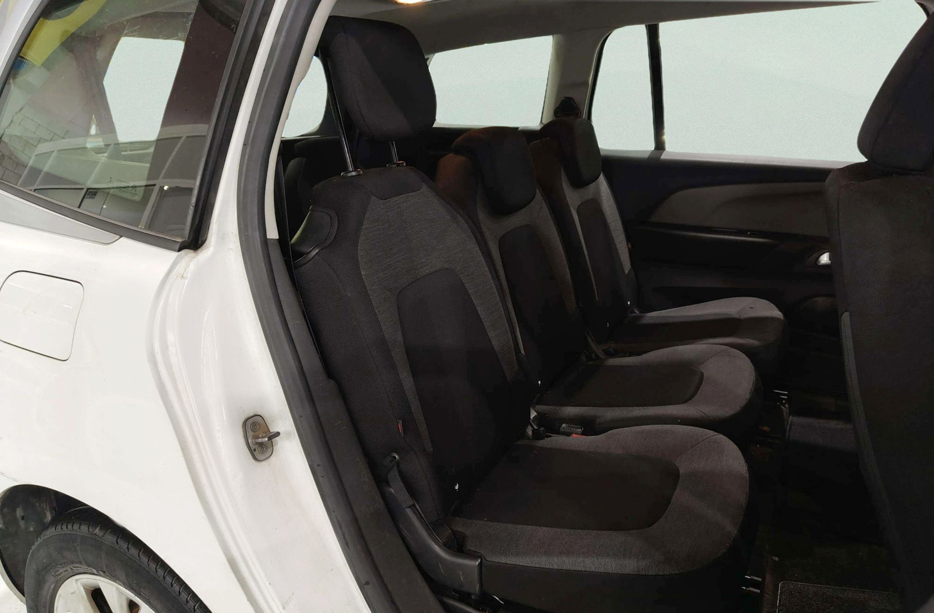 Citroën C4 Grand SpaceTourer PureTech 130 Feel 7 plazas - foto 18
