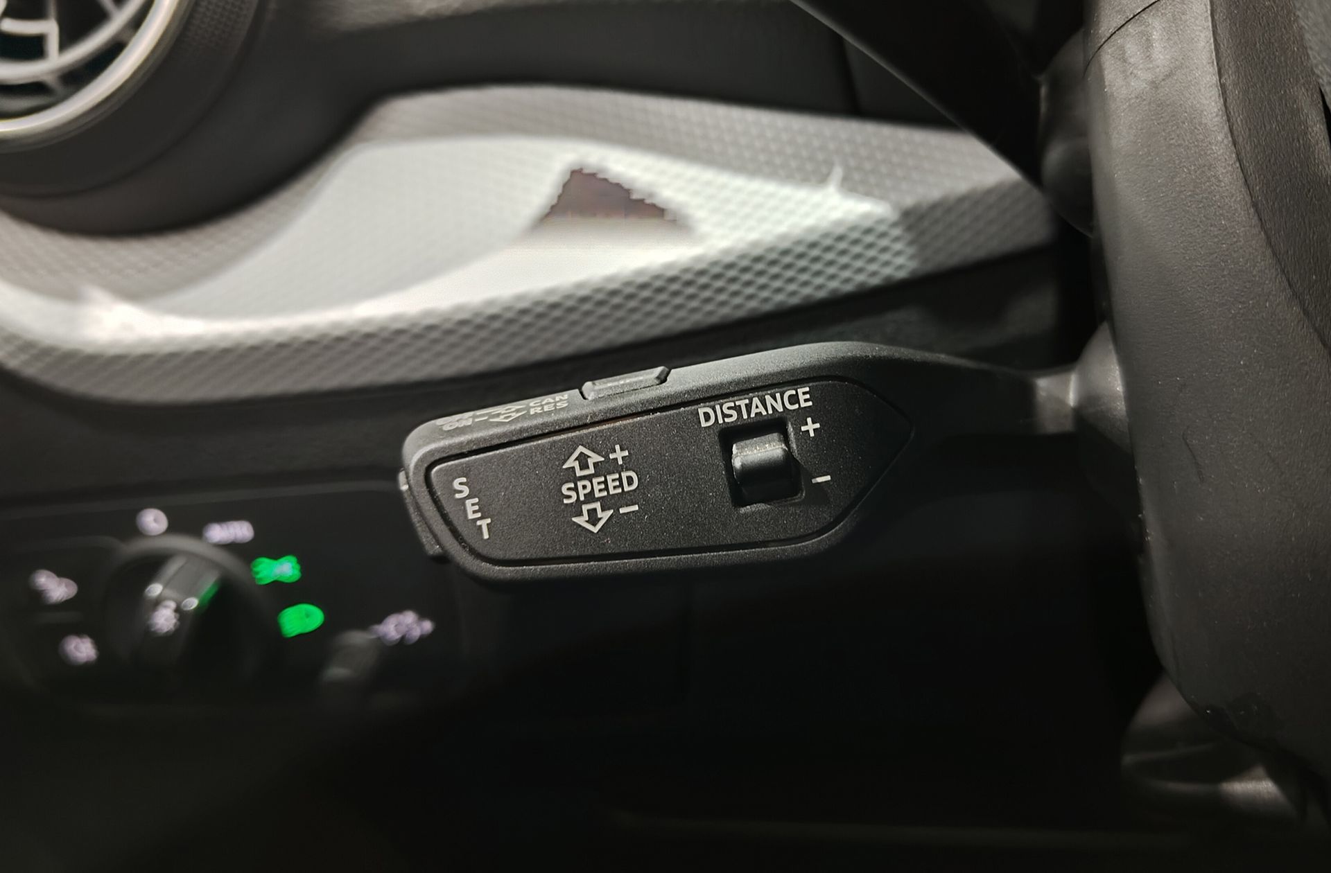Audi Q2 design 30 TDI - foto 26