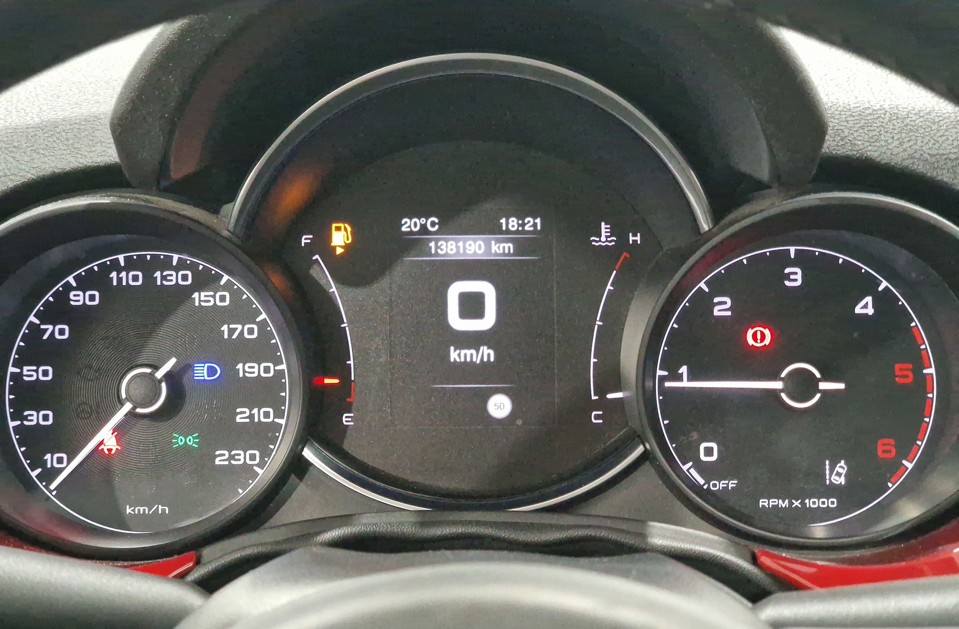 Fiat 500X 1.6 MultiJet Cross 4x2 - foto 26