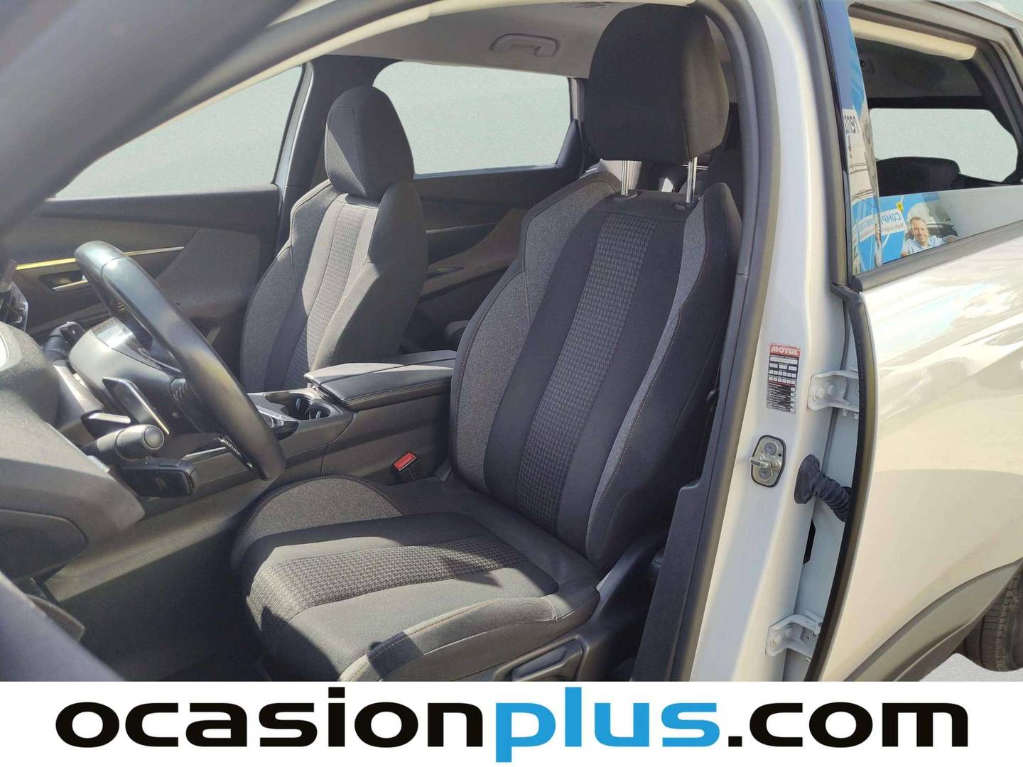 Foto asientos traseros Peugeot 5008 Peugeot 5008 PureTech 130 S&S Active Pack EAT8 (130 CV) 7 Plazas