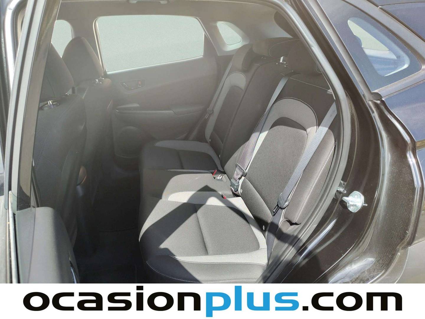 Foto asientos traseros Hyundai Kona Hyundai Kona 1.6 GDI HEV Klass DT 104 kW (141 CV)