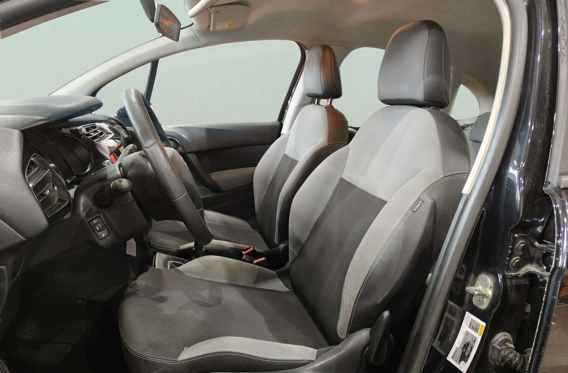 Citroën C3 PureTech 68 Tonic - foto 9