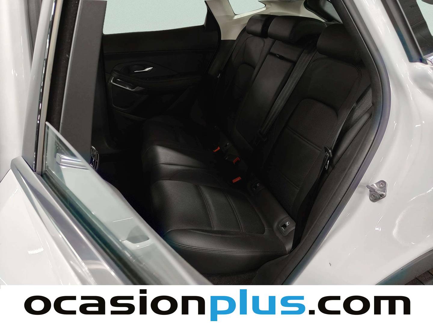 Foto asientos traseros Jaguar E-Pace Jaguar E-PACE 2.0D S 4WD Auto (163 CV)