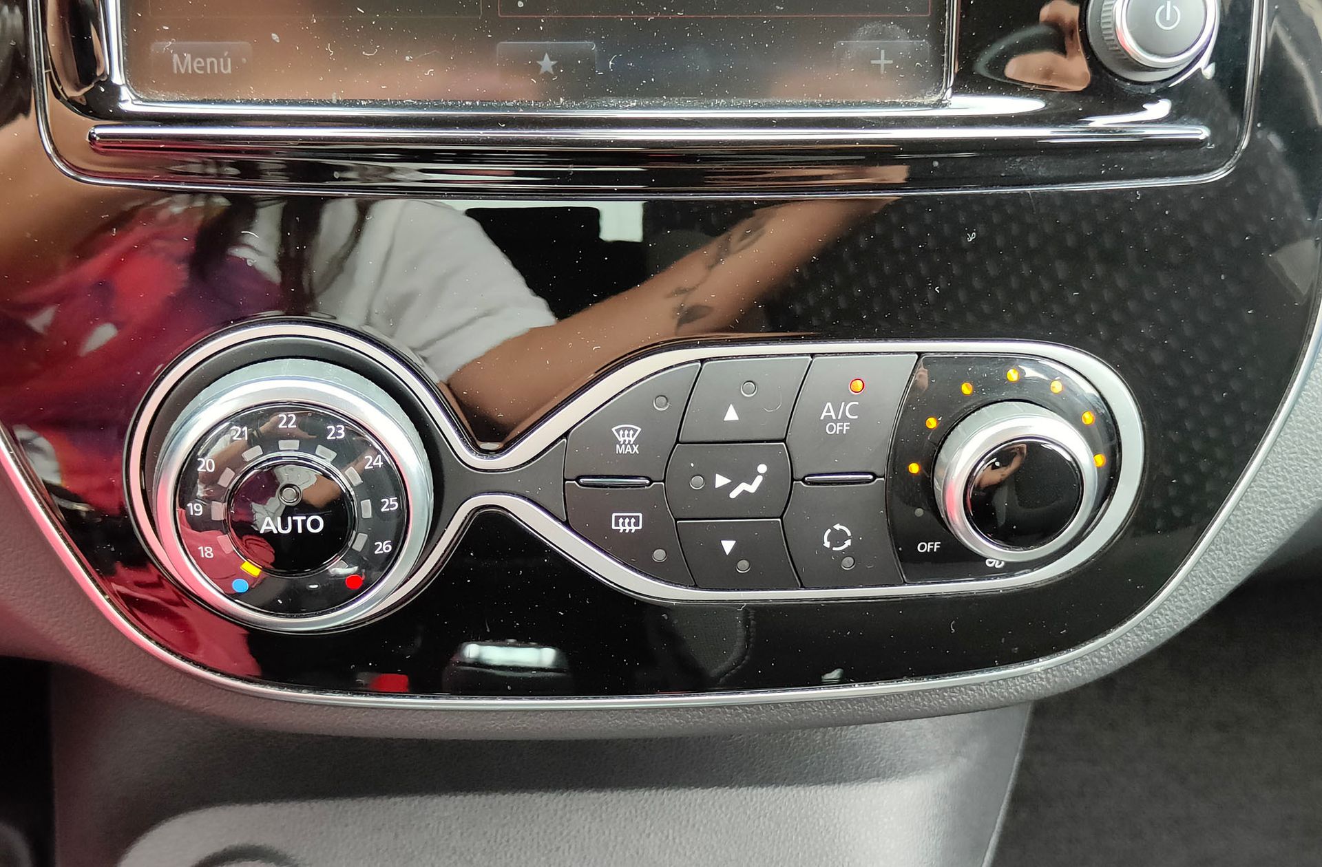 Renault Captur Zen TCe - foto 28