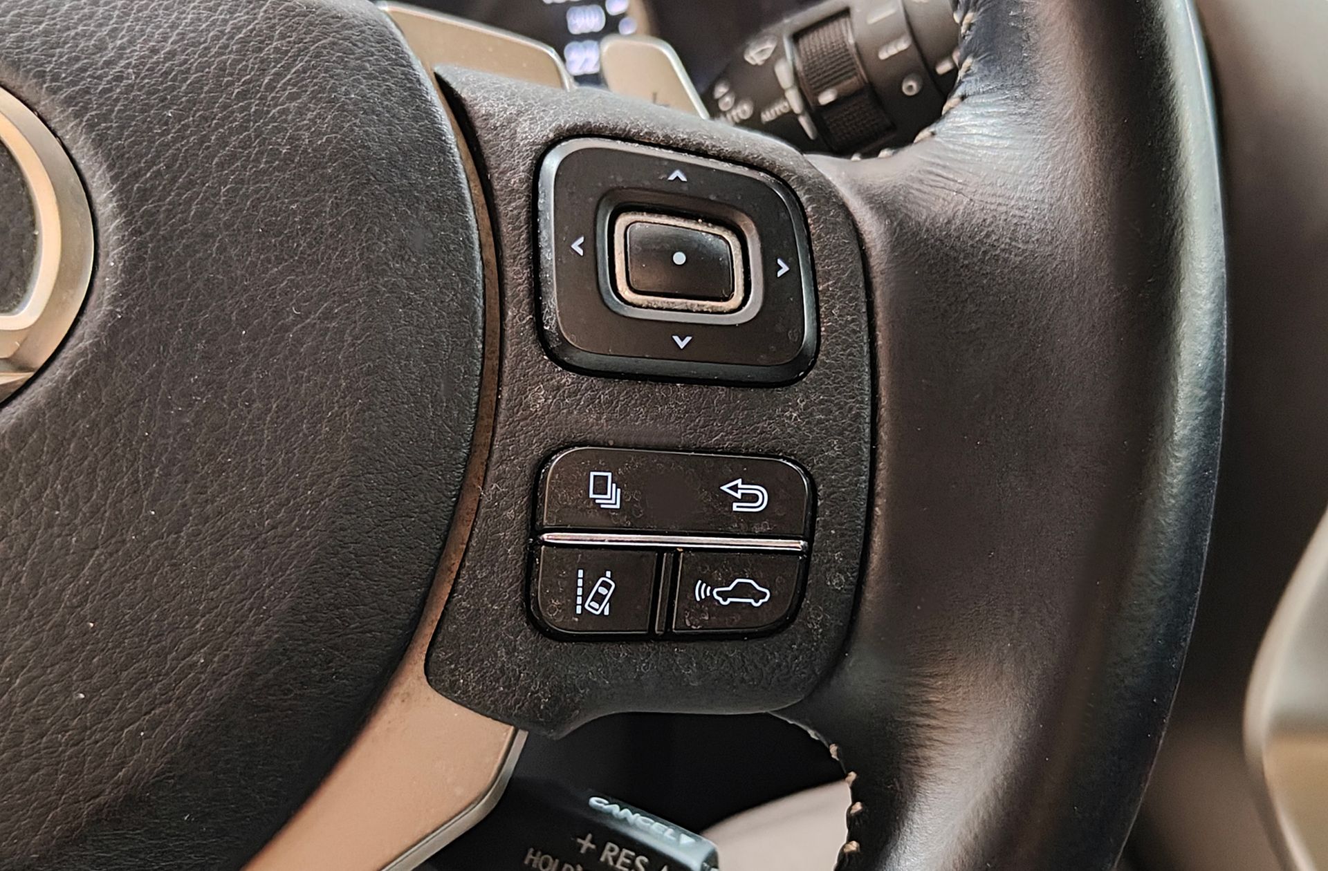 Lexus NX 300h Business Navigation 2WD - foto 26