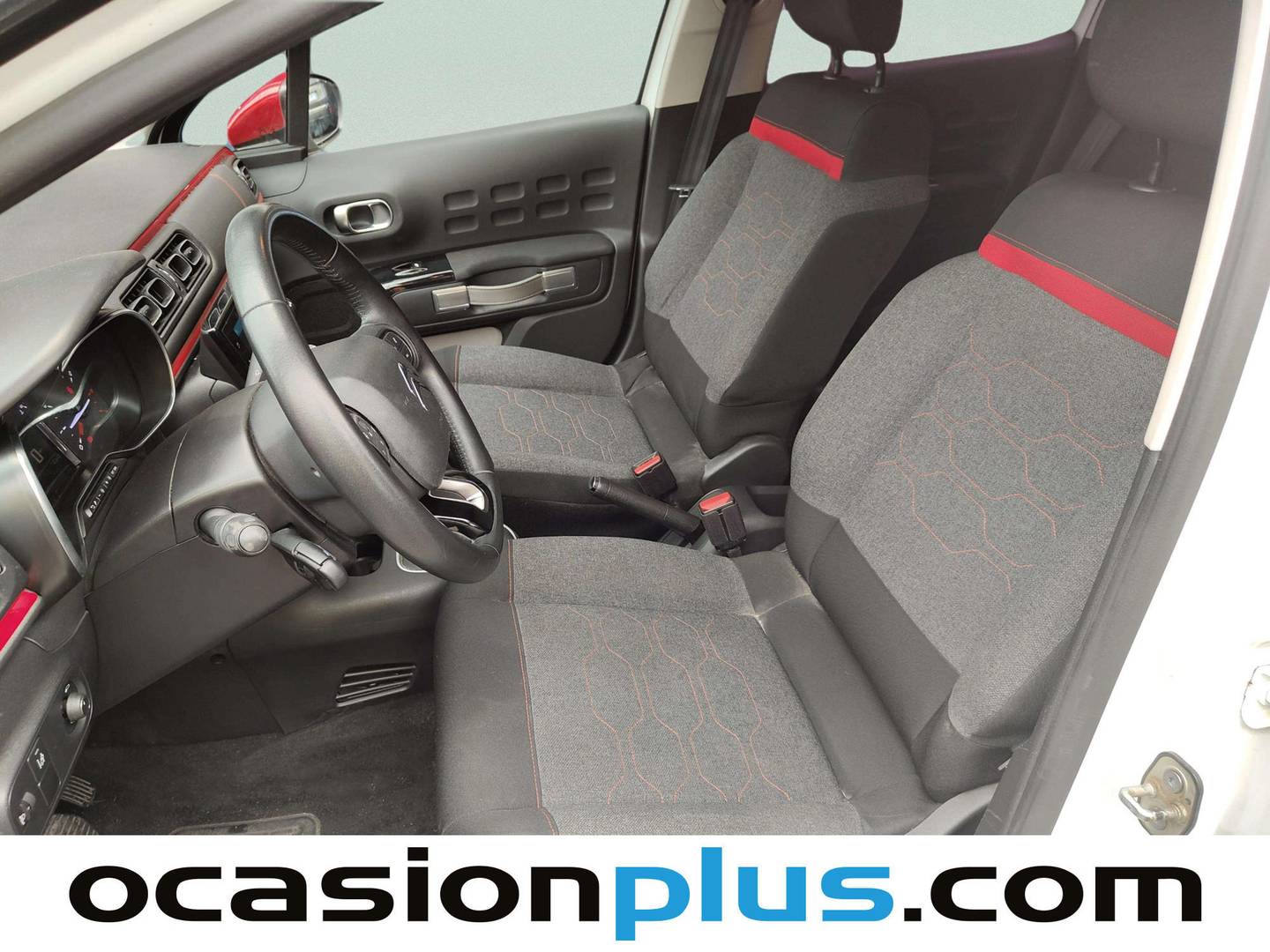 Foto asientos delanteros Citroën C3 Citroën C3 PureTech 82 Feel (83 CV)