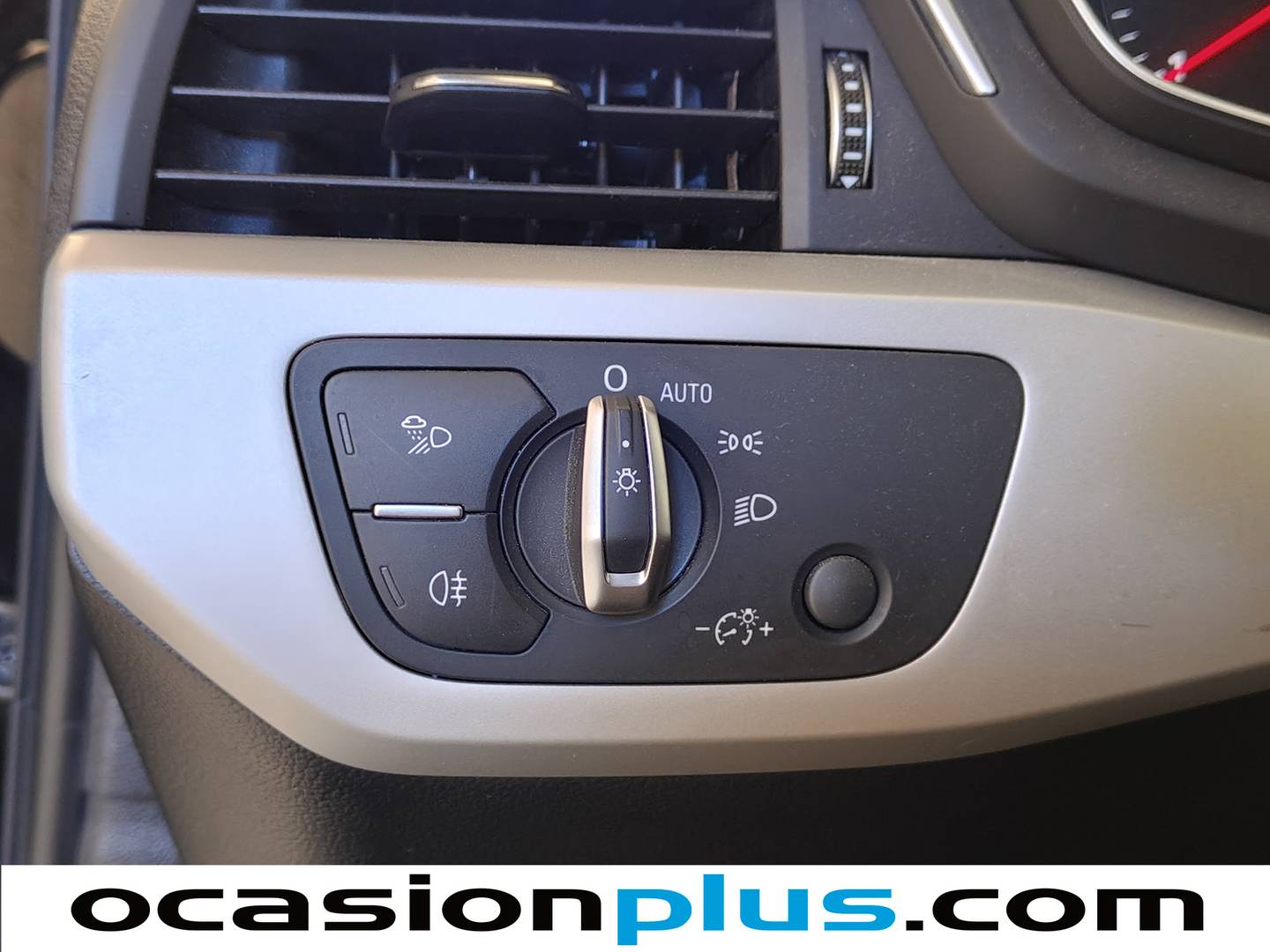 Foto Audi A4 Audi A4 Advanced 35 TFSI (150 CV) S tronic