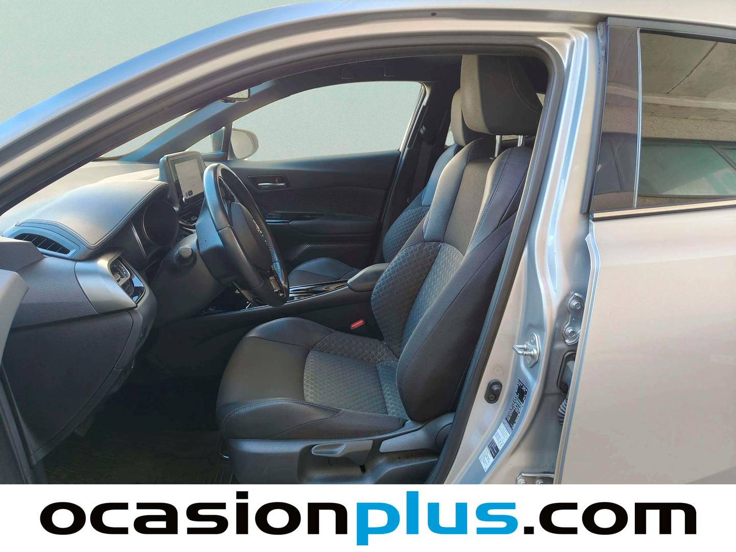 Foto asientos delanteros Toyota C-HR Toyota C-HR 180H Advance (184 CV)