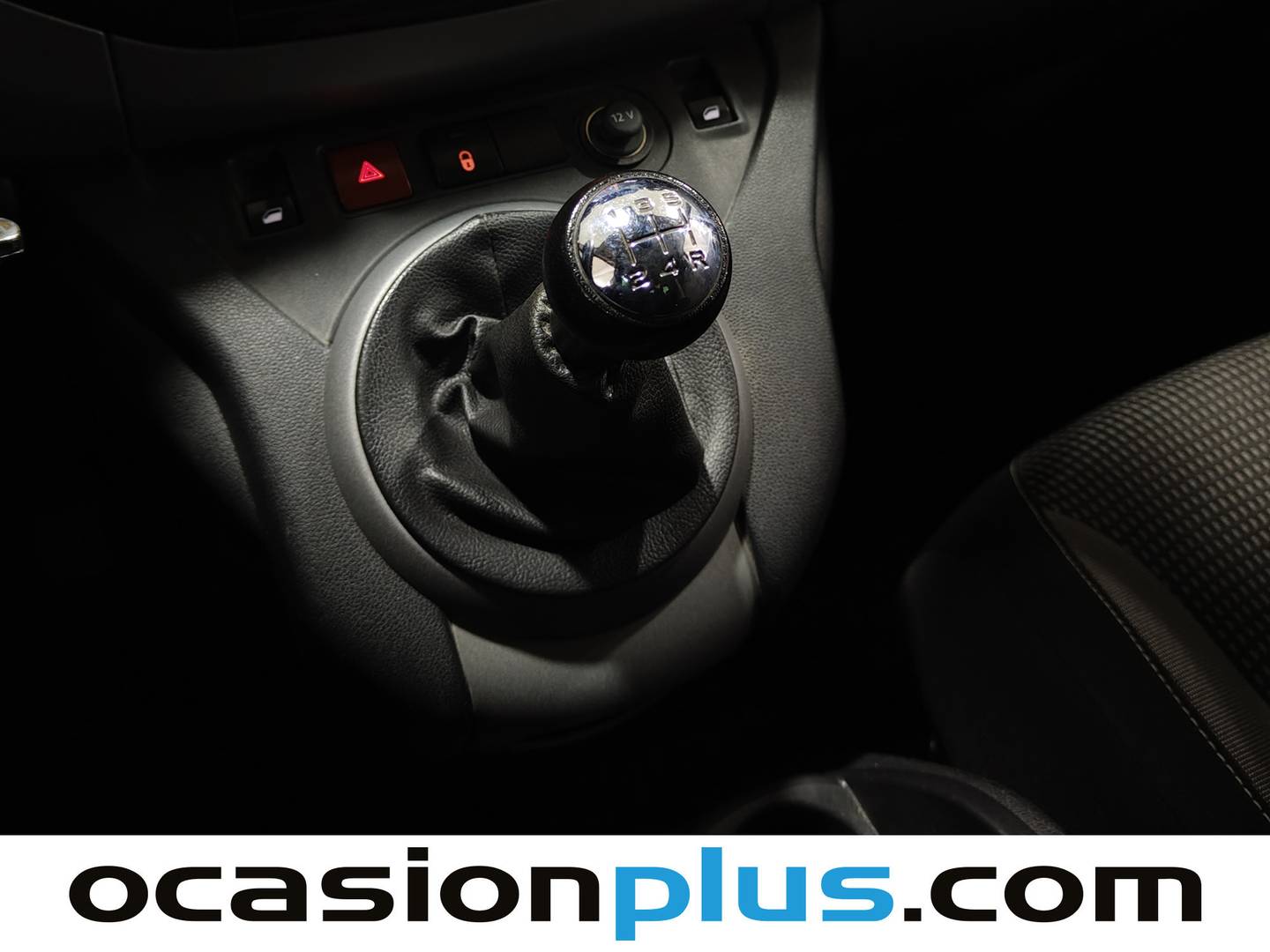 Foto Peugeot Partner Peugeot Partner Tepee BlueHDi 100 Outdoor (100 CV)