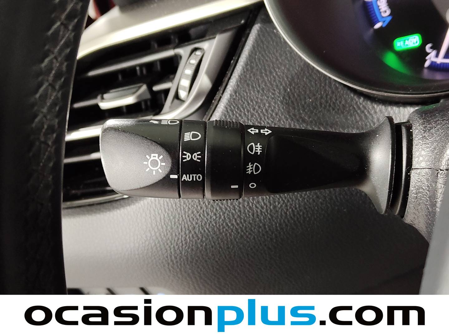 Foto Toyota C-HR Toyota C-HR 1.8 125H Advance Pack Plus (122 CV)