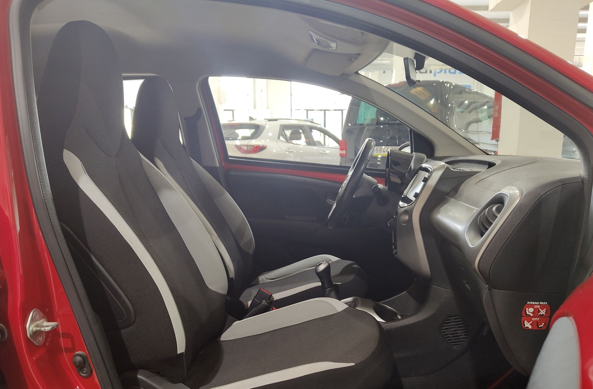 Toyota Aygo 70 x-play business - foto 15