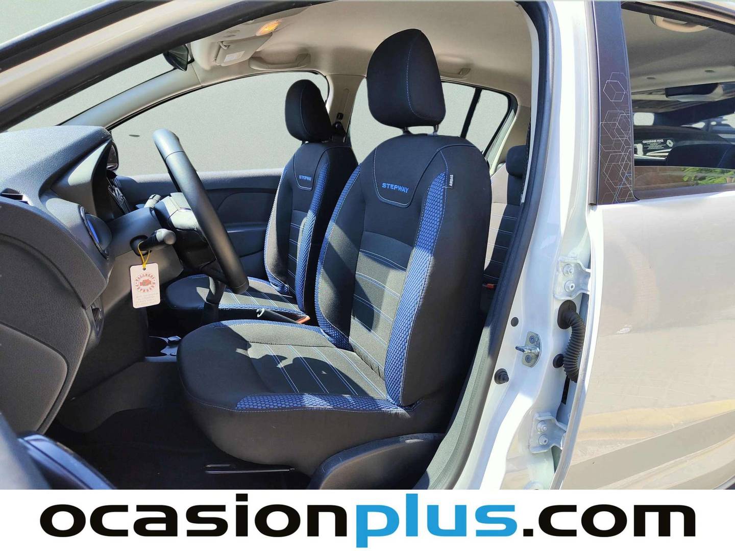 Foto asientos delanteros Dacia Sandero Dacia Sandero SL Aniversario TCE (100 CV) GLP