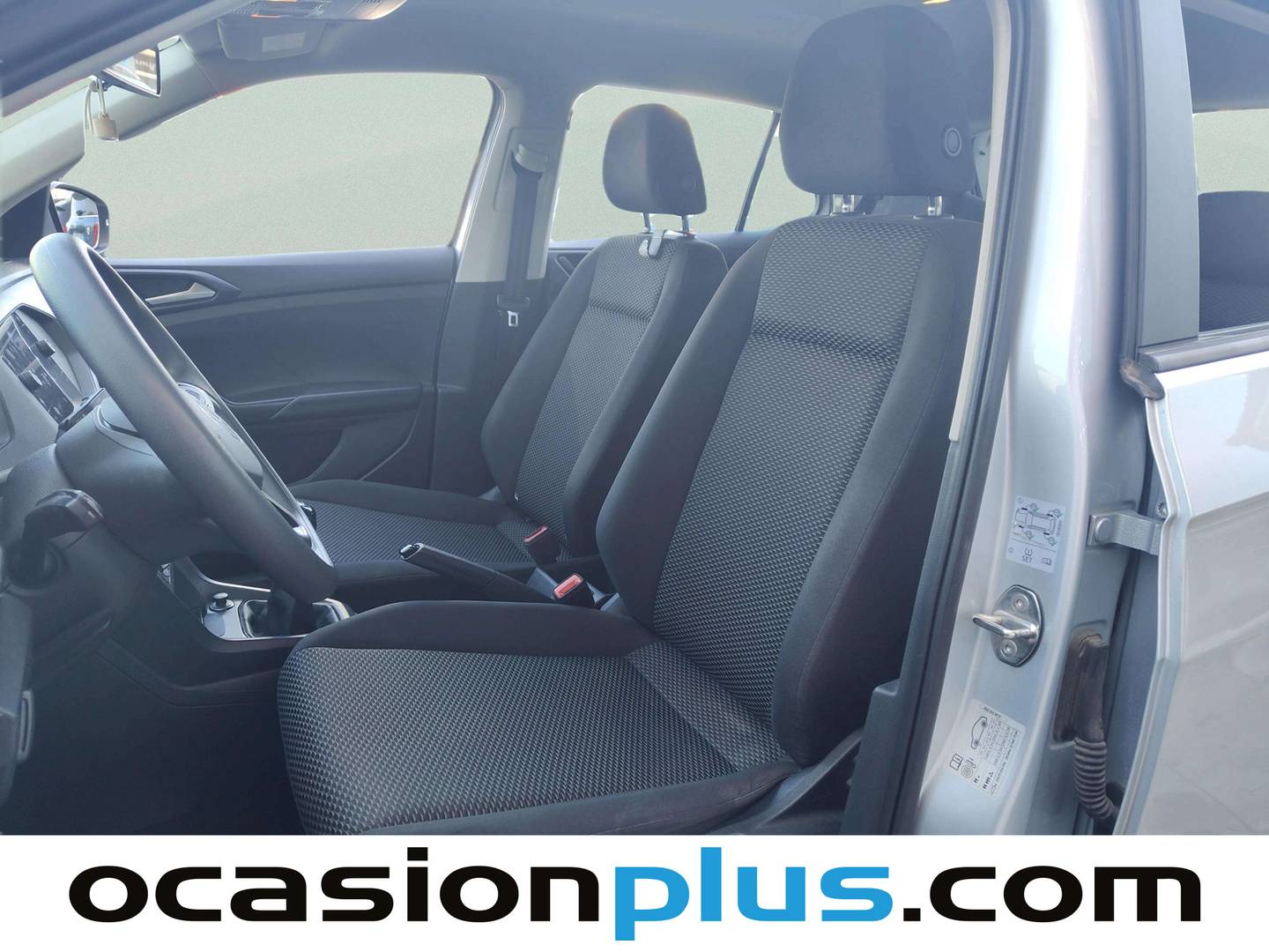 Foto asientos delanteros Volkswagen T-Cross Volkswagen T-Cross Edition 1.0 TSI (95 CV)
