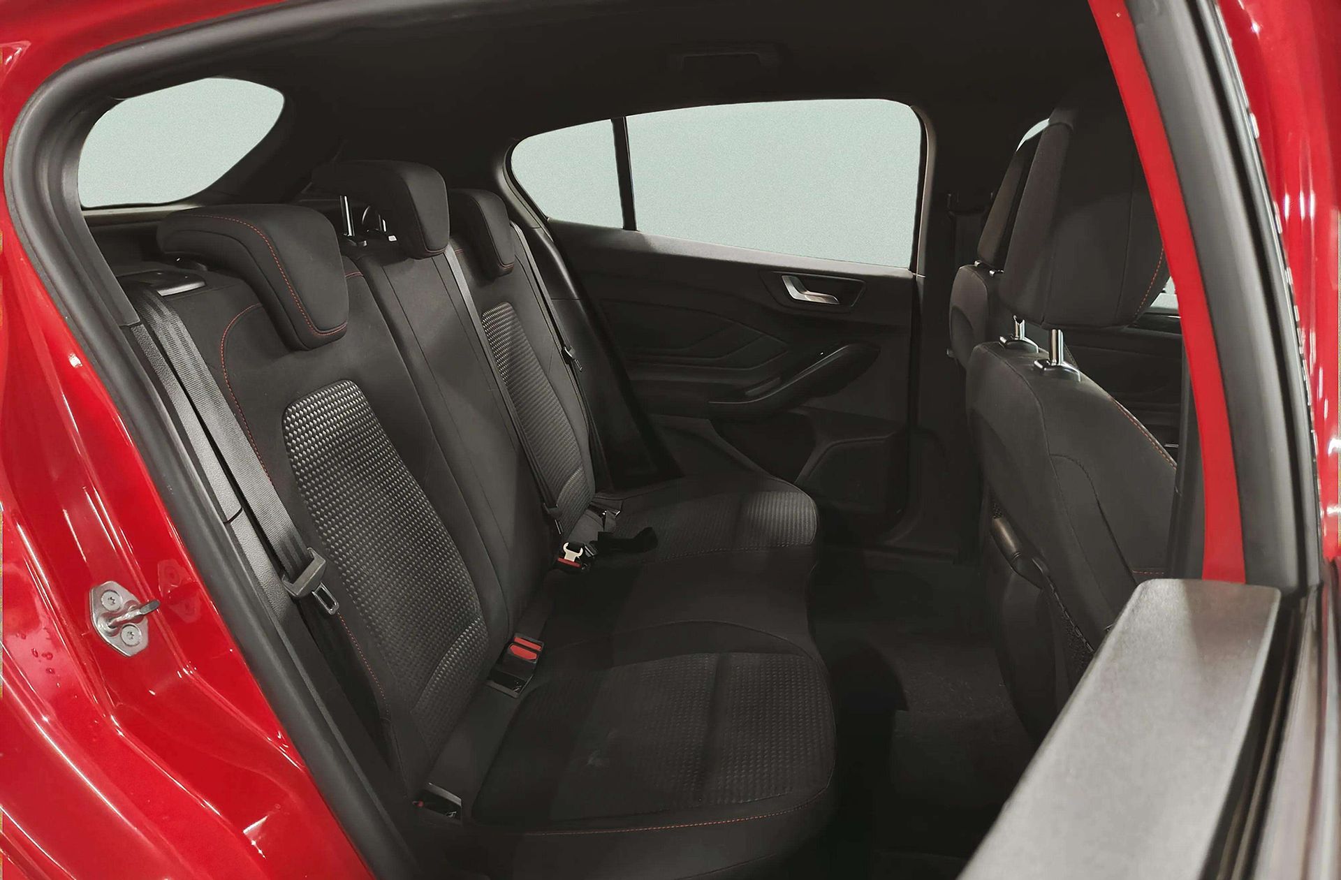 Ford Focus 1.0 EcoBoost ST-Line - foto 21