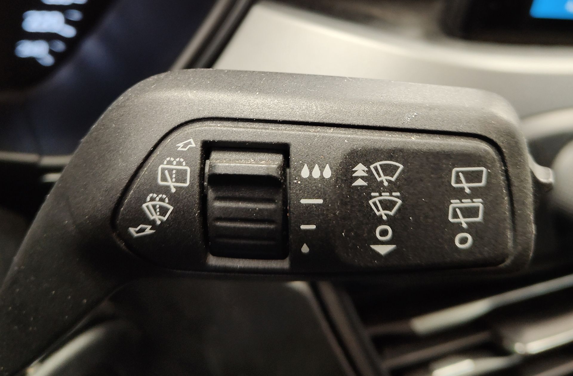 Ford Focus 1.5 EcoBlue Trend+ - foto 21