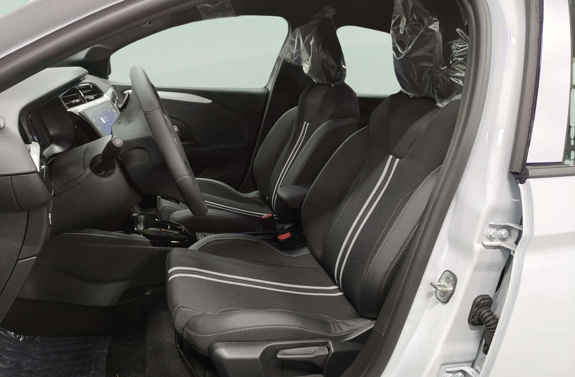 Opel Corsa 1.2 T XHL Hybrid GS eDC - foto 9